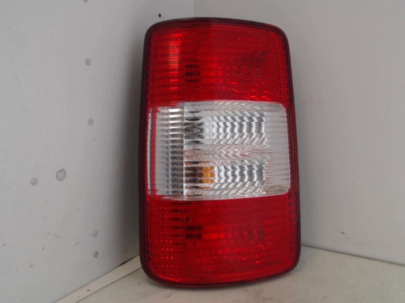 Fanale posteriore principale sinistro (luci) VOLKSWAGEN CADDY 3 PHASE 1 Diésel - 1