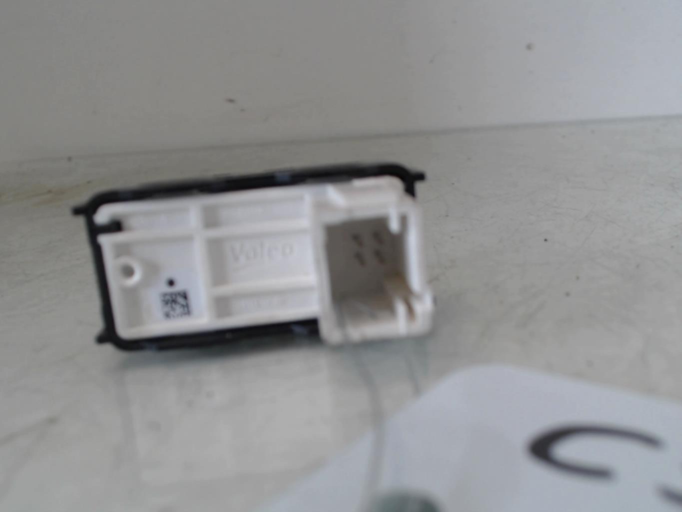 Interruttore lavacristalli posteriore sinistro CITROEN C3 AIRCROSS PHASE 1 Gasolina - 1