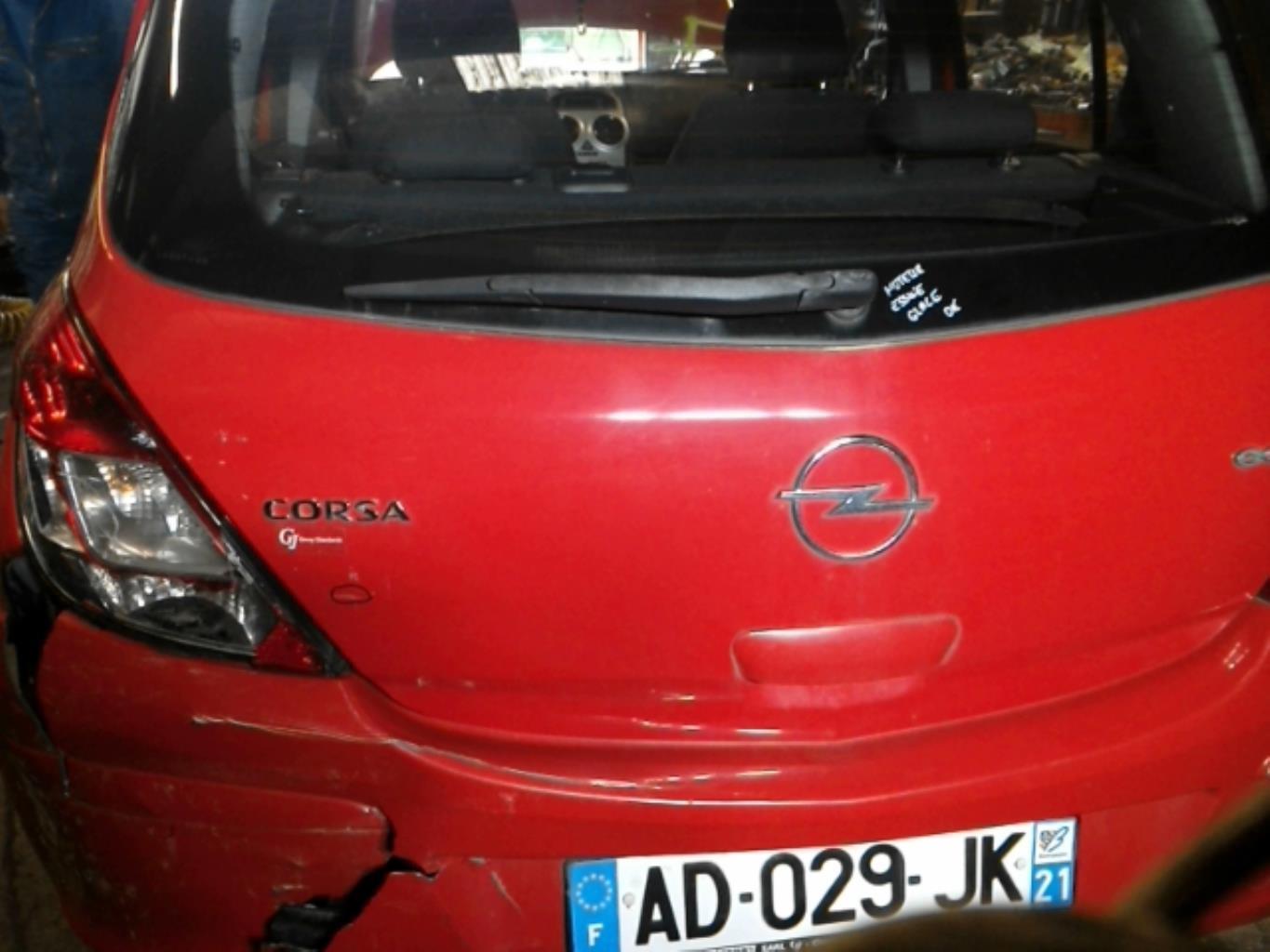Portabagagli/Portellone posteriore OPEL CORSA D PHASE 1 Diésel - 1
