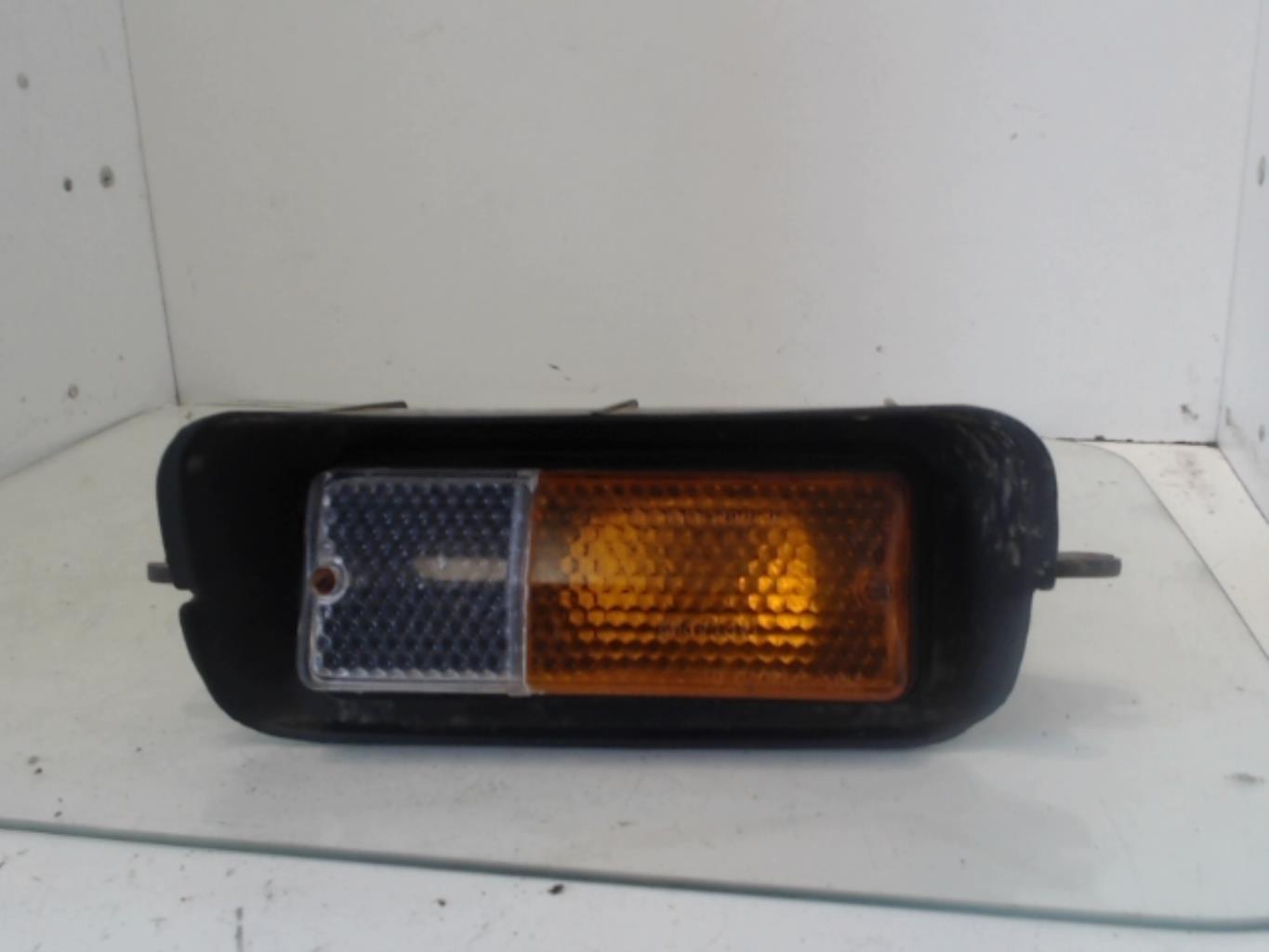Gruppo ottico anteriore secondario destro (luci)(freccia) LADA NIVA PHASE 2 Gasolina/GLP - 1