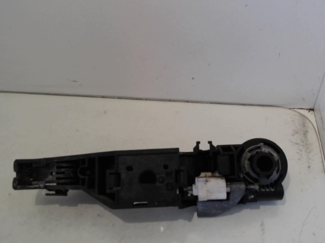 Maniglia portiera anteriore destra RENAULT CLIO 3 PHASE 2 Diésel - 1