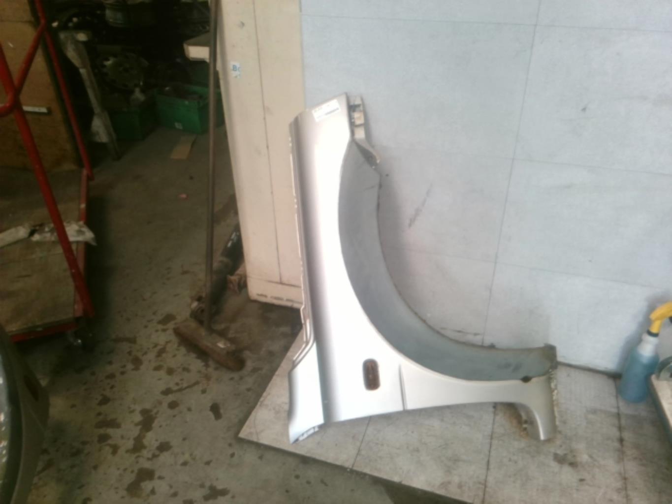 Parafango anteriore destro LAND ROVER FREELANDER 1 PHASE 1 Gasolina - 1