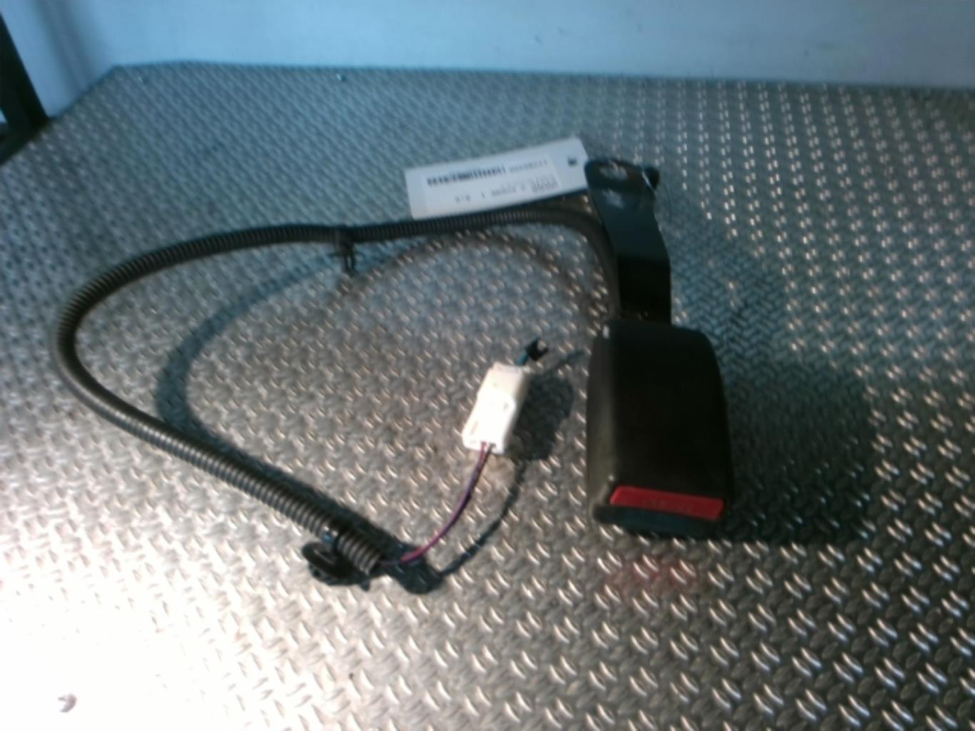Aggancio cintura sicurezza anteriore sinistro HONDA CIVIC 8 PHASE 1 Diésel - 1