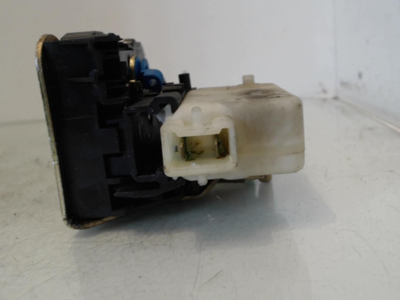 Chiusura centralizzata posteriore destra RENAULT KANGOO 1 PHASE 1 Diésel - 1