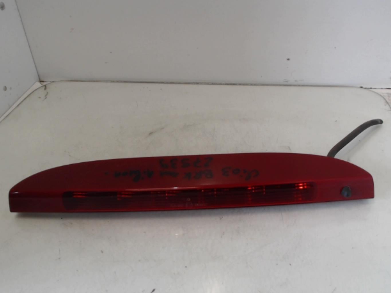 Feu arriere stop central RENAULT CLIO 3 PHASE 2 BREAK Diesel - 1
