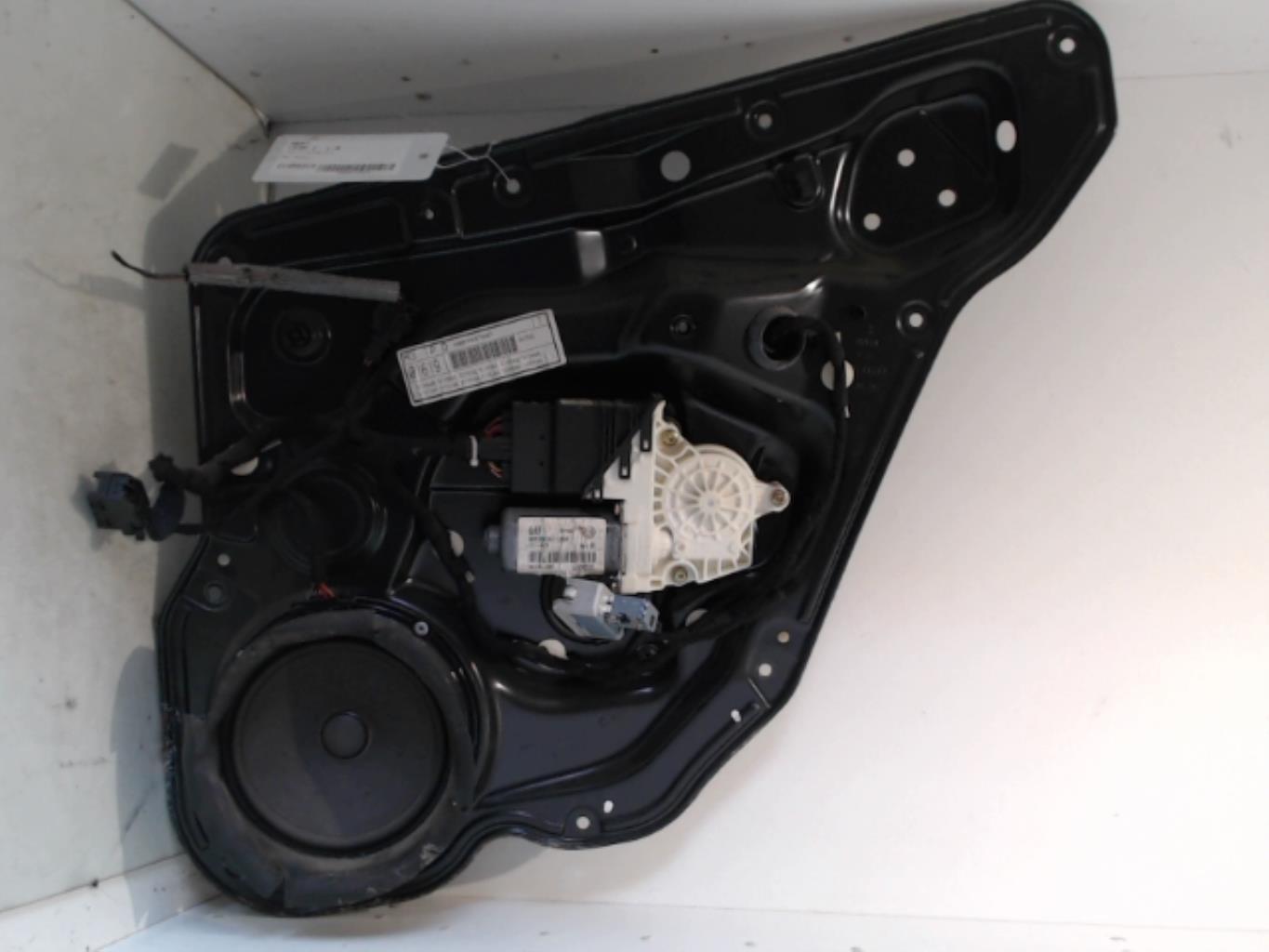 Alzacristalli elettrico posteriore destro SEAT LEON 1 Diésel - 1