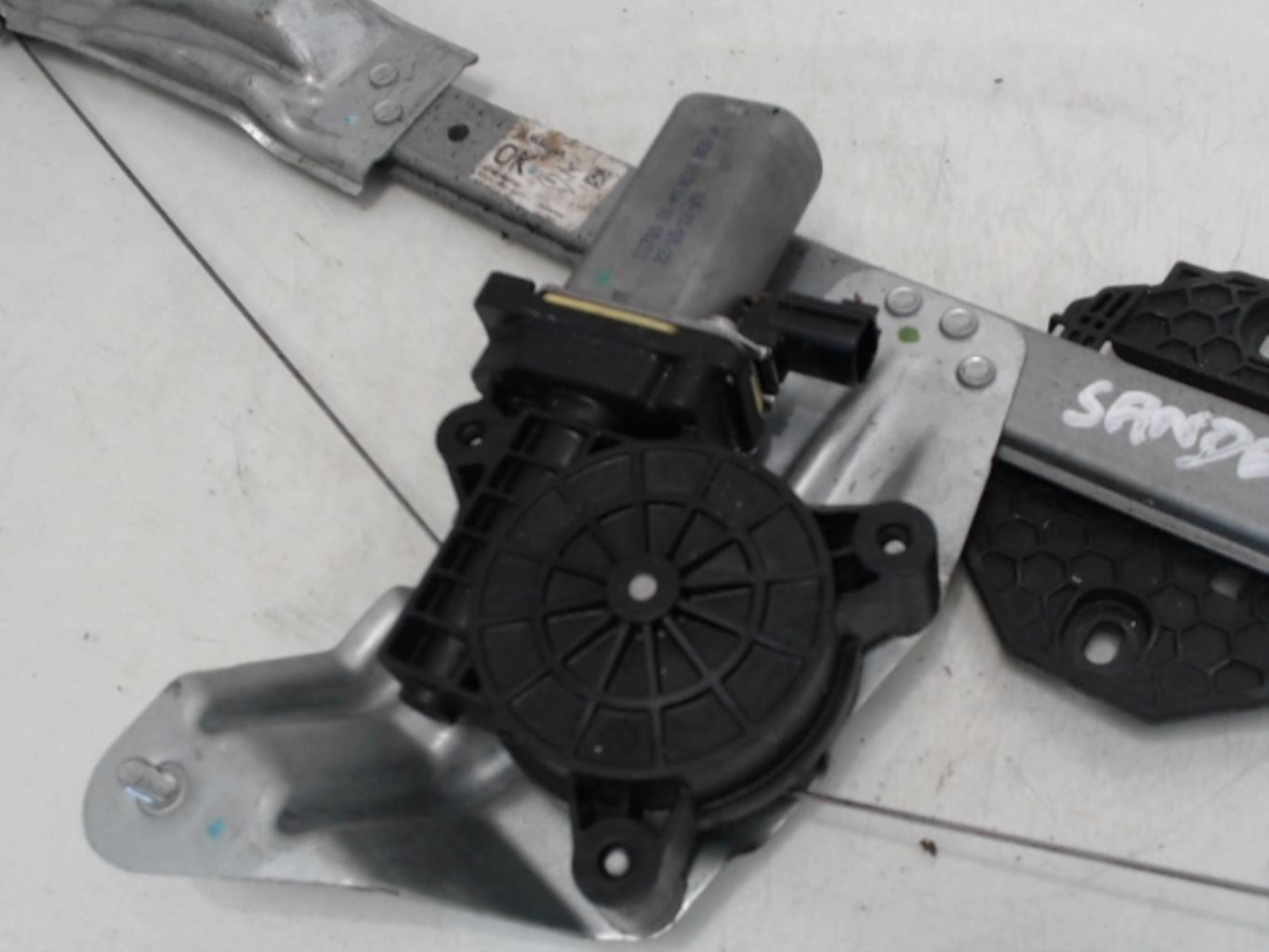 Alzacristalli elettrico anteriore destro DACIA SANDERO 2 PHASE 1 Gasolina - 1