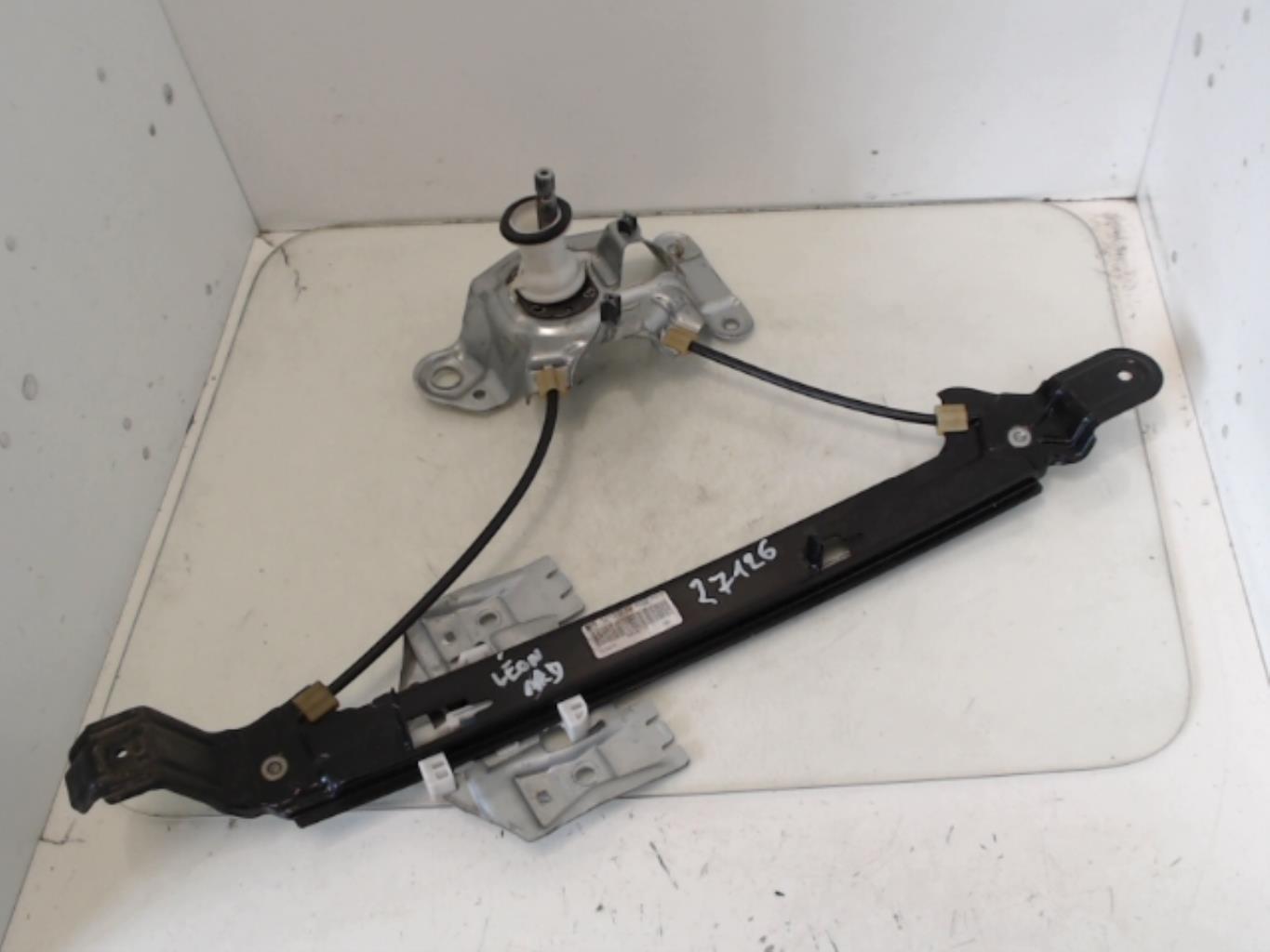Alzacristalli manuale posteriore destro SEAT LEON 2 PHASE 1 Diésel - 1