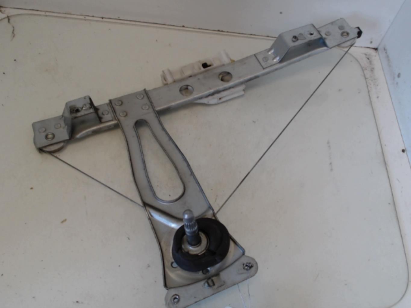 Alzacristalli manuale posteriore sinistro CITROEN C3 1 PHASE 1 Gasolina - 1