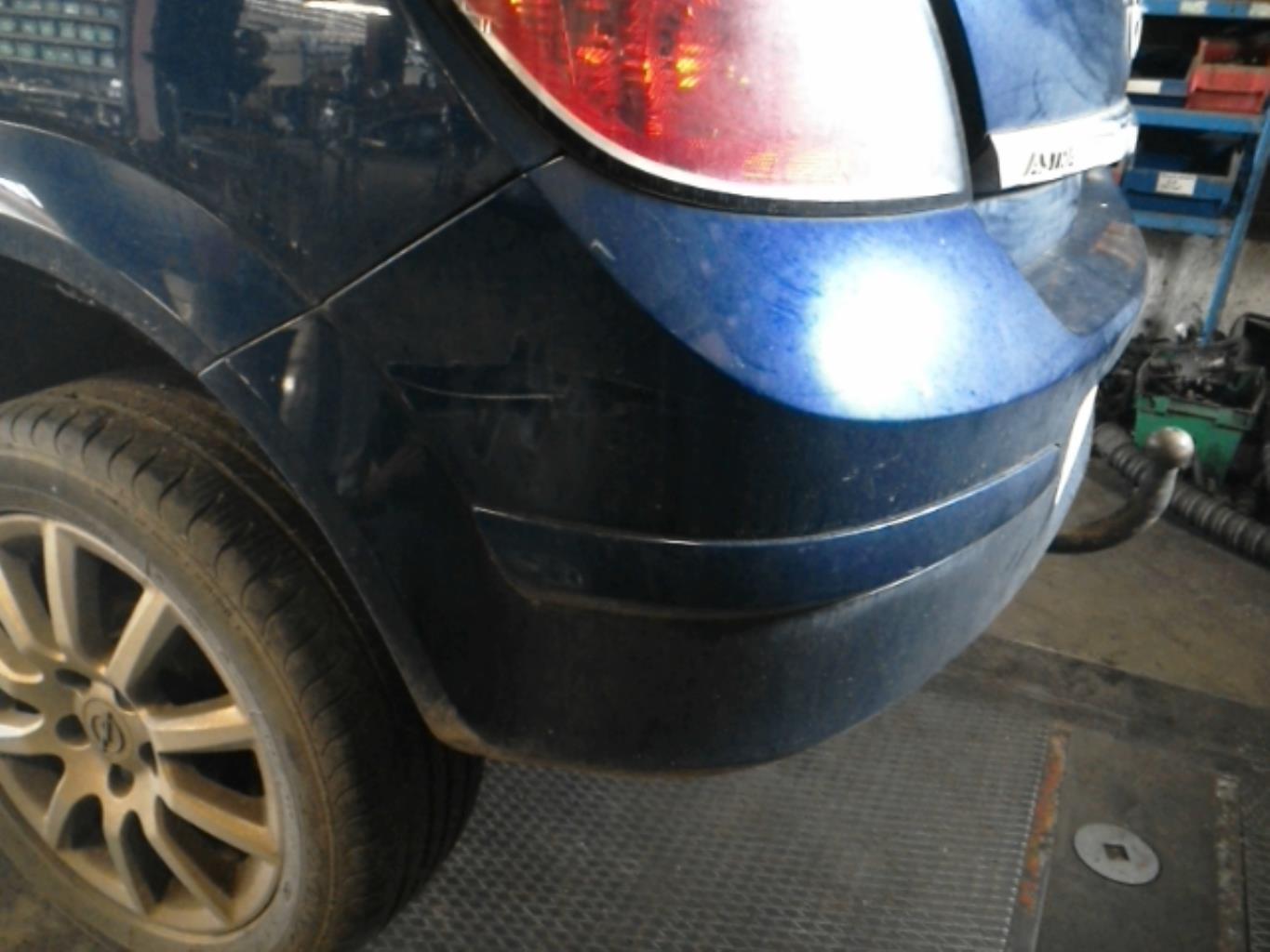 Paraurti posteriore OPEL ASTRA H PHASE 1 Diésel - 1