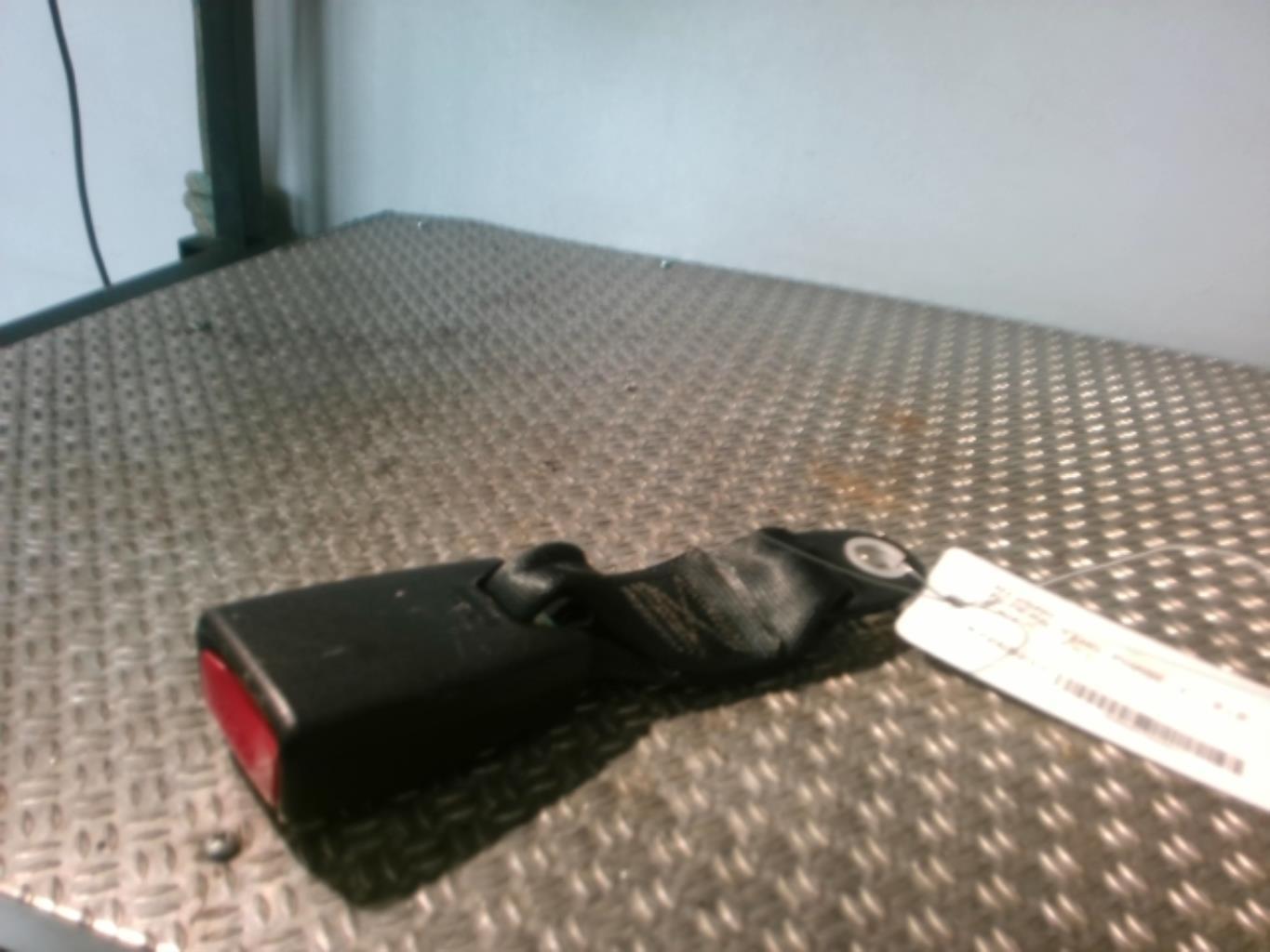 Aggancio cintura sicurezza posteriore sinistro NISSAN ALMERA TINO PHASE 1 Diésel - 1
