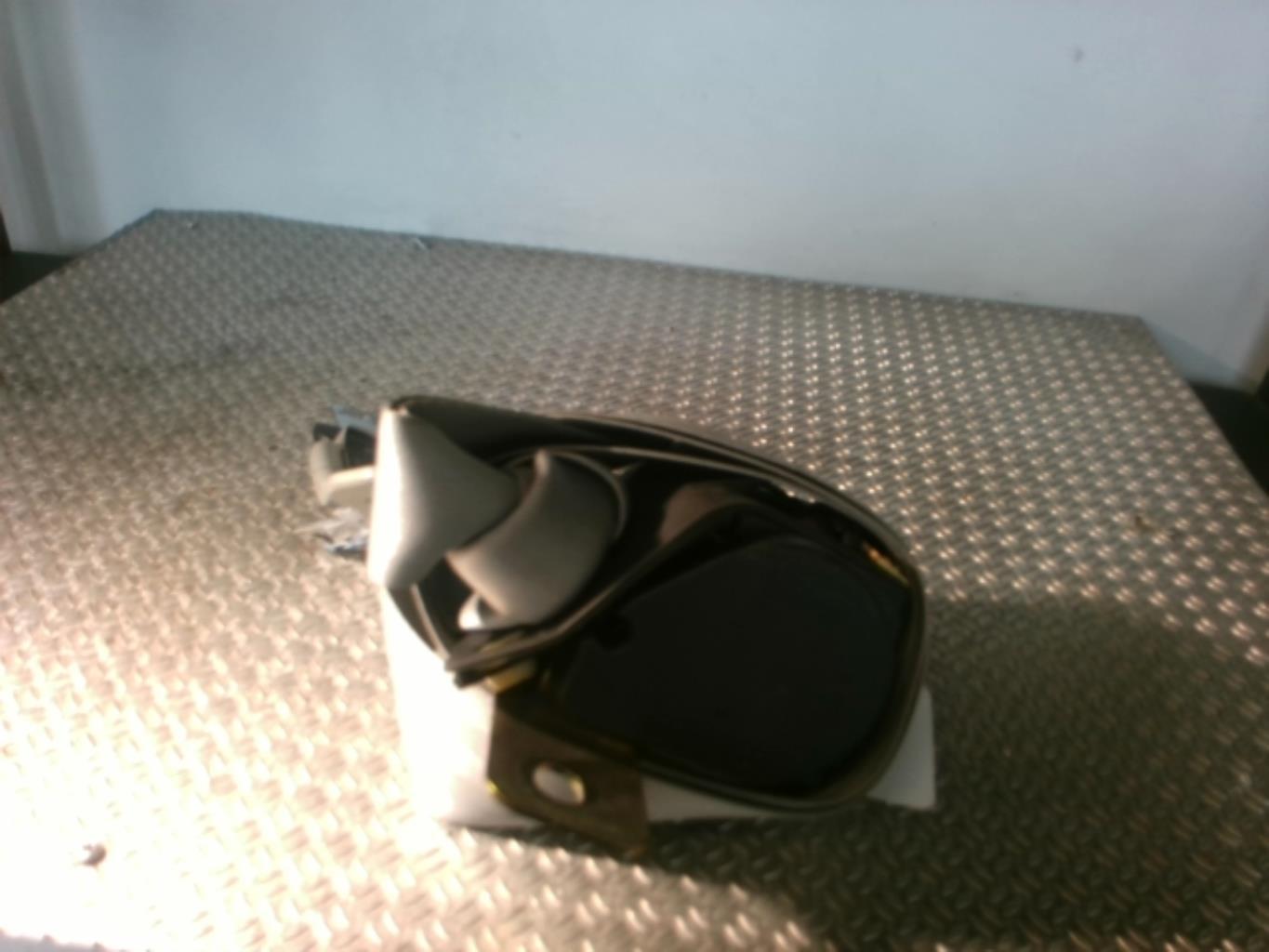 Cintura posteriore centrale RENAULT SCENIC 1 PHASE 2 Diésel - 1