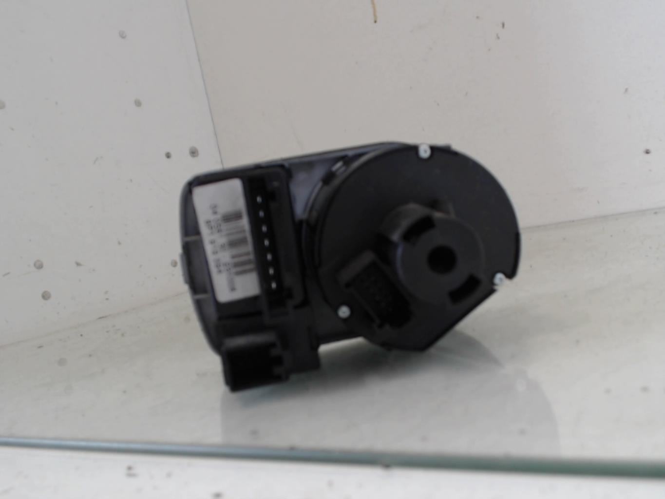 Commande de phare AUDI A3 2 SPORTBACK PHASE 2 Diesel - 1