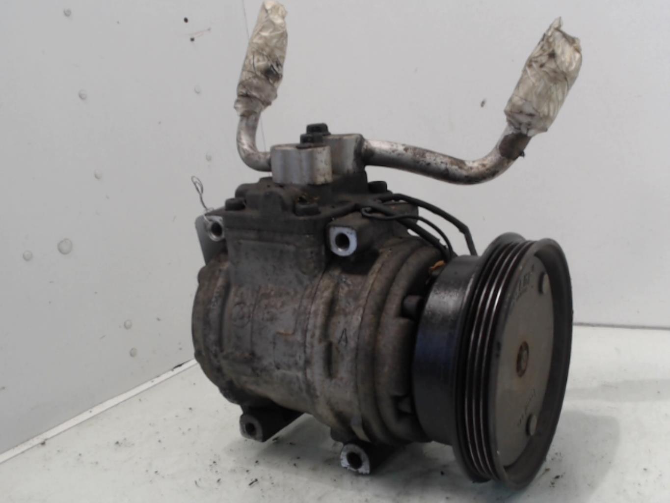 Compresseur clim KIA RIO 1 BREAK Essence - 1