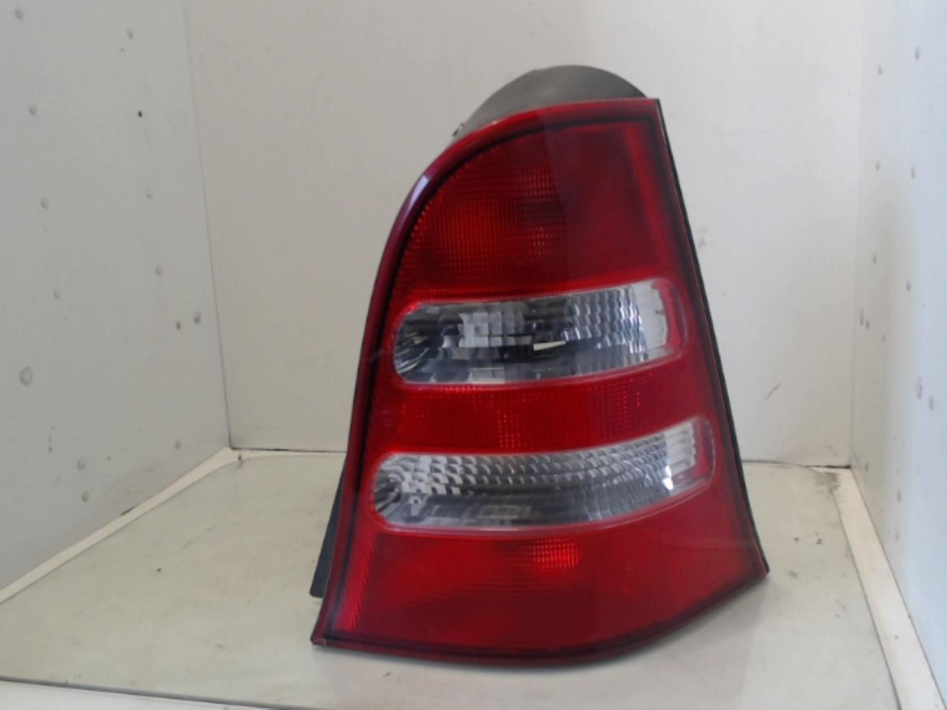 Fanale posteriore principale destro (luci) MERCEDES CLASSE A 168 PHASE 2 Gasolina - 1