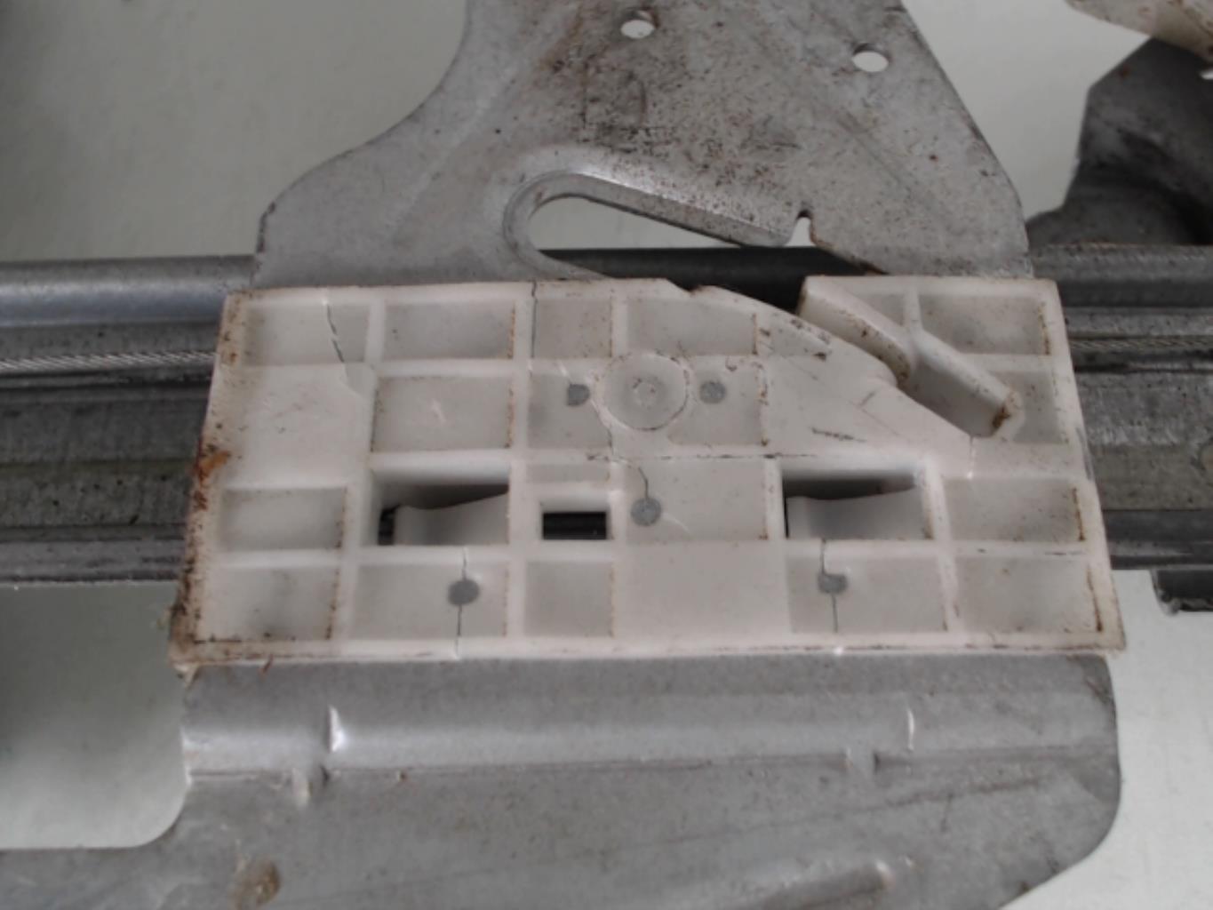 Alzacristalli elettrico anteriore destro PEUGEOT 107 PHASE 2 Gasolina - 1