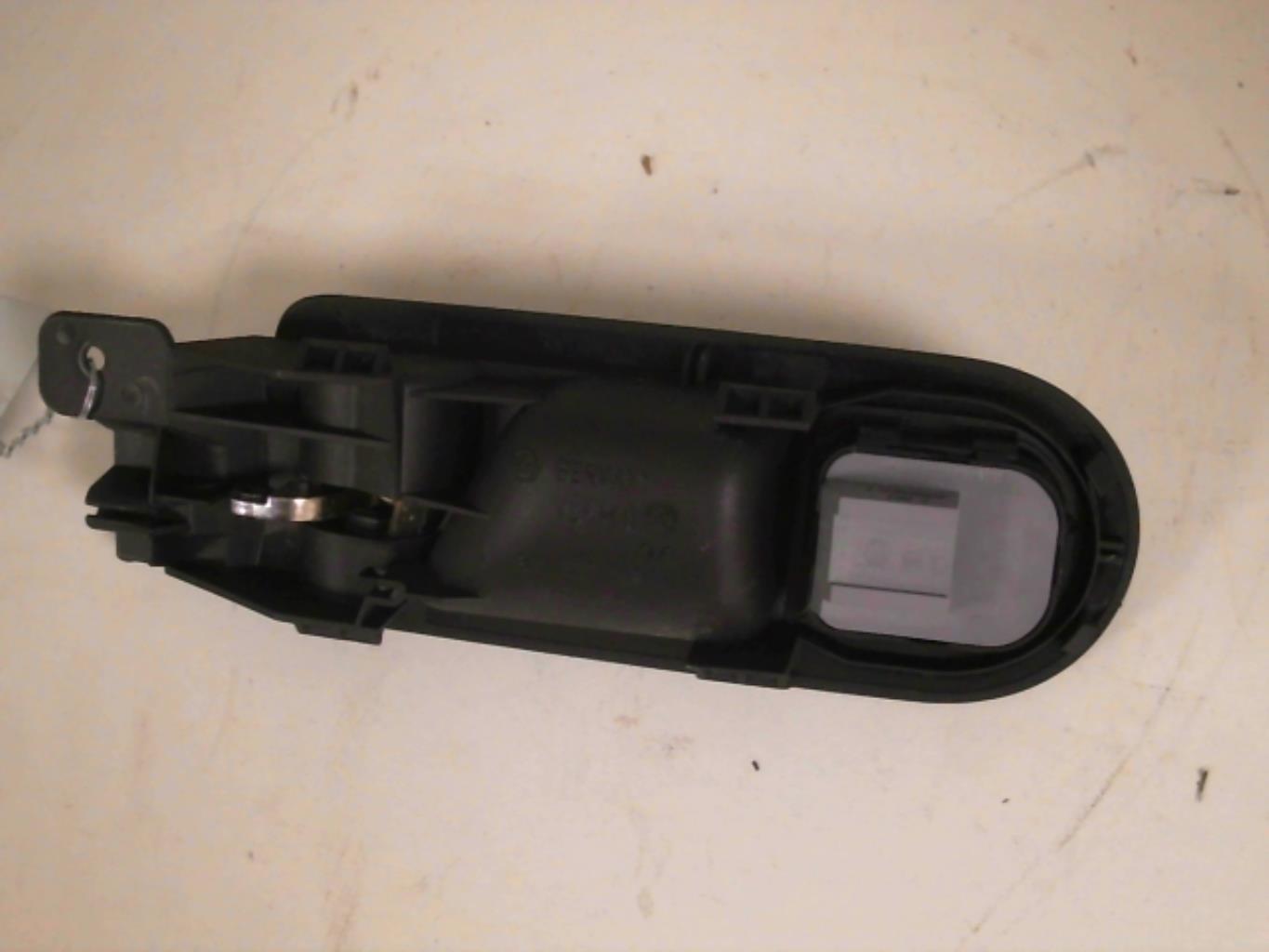 Maniglia interna anteriore sinistra VOLKSWAGEN PASSAT 4 PHASE 2 BREAK Gasolina - 1