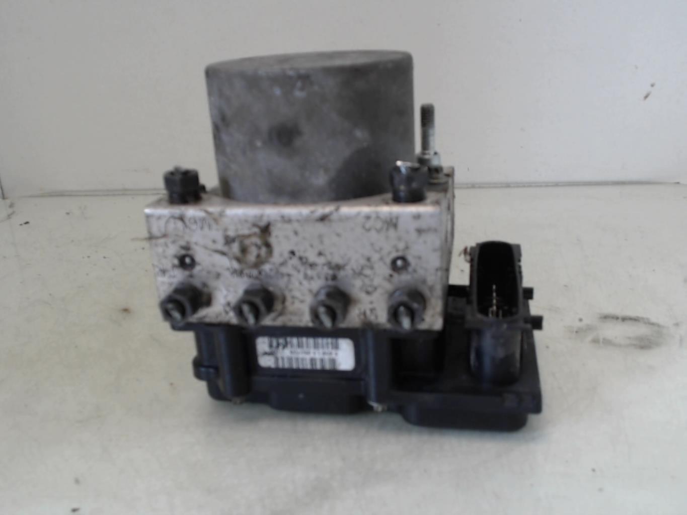 Bloc ABS (freins anti-blocage) CITROEN C1 1 PHASE 2 Essence - 1