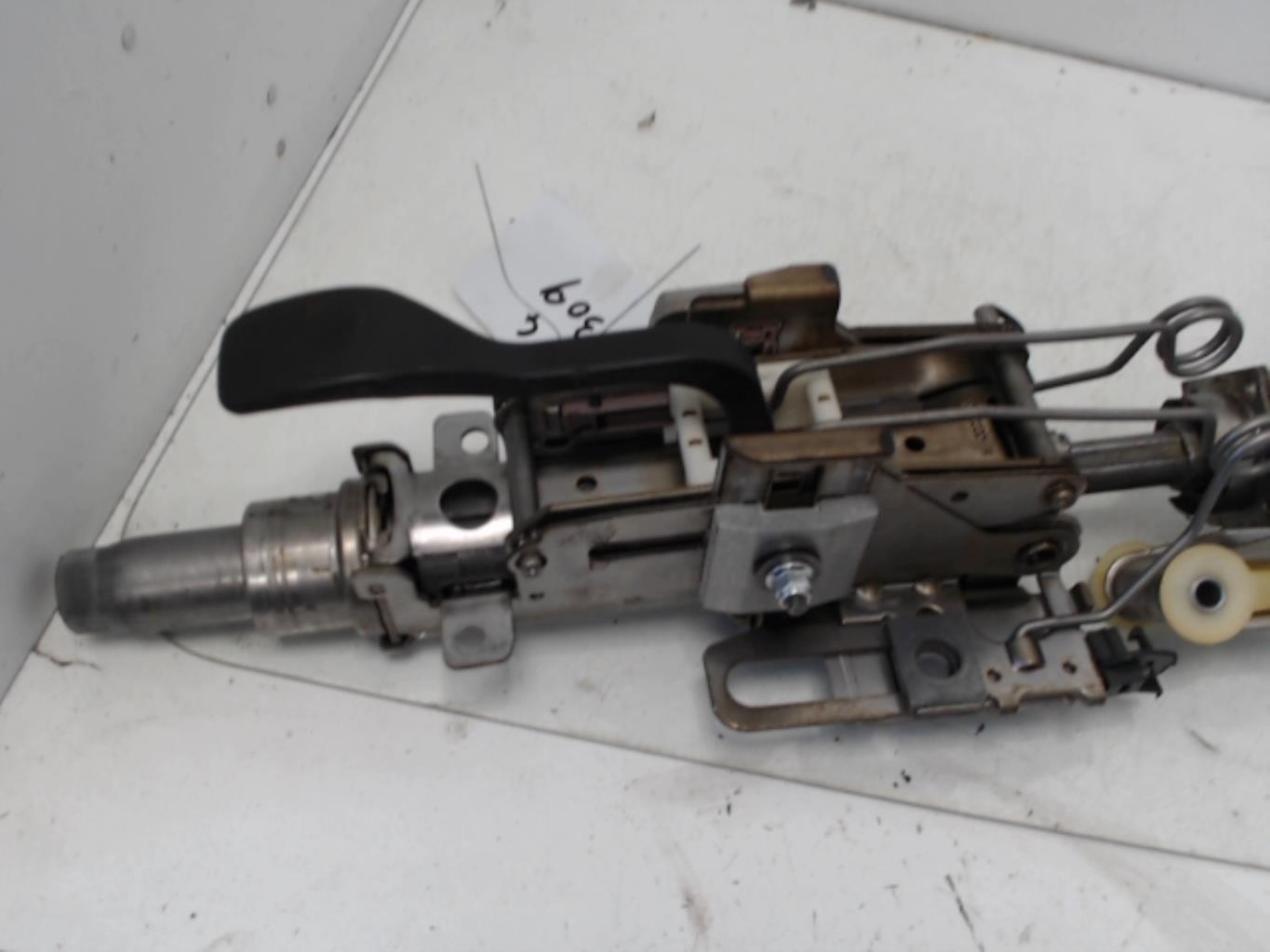 Piantone dello sterzo VOLKSWAGEN POLO 4 PHASE 1 Gasolina - 1