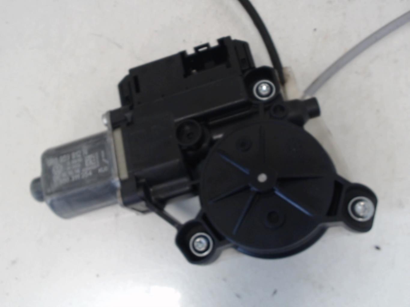 Alzacristalli elettrico posteriore destro VOLKSWAGEN POLO 5 PHASE 2 Diésel - 1