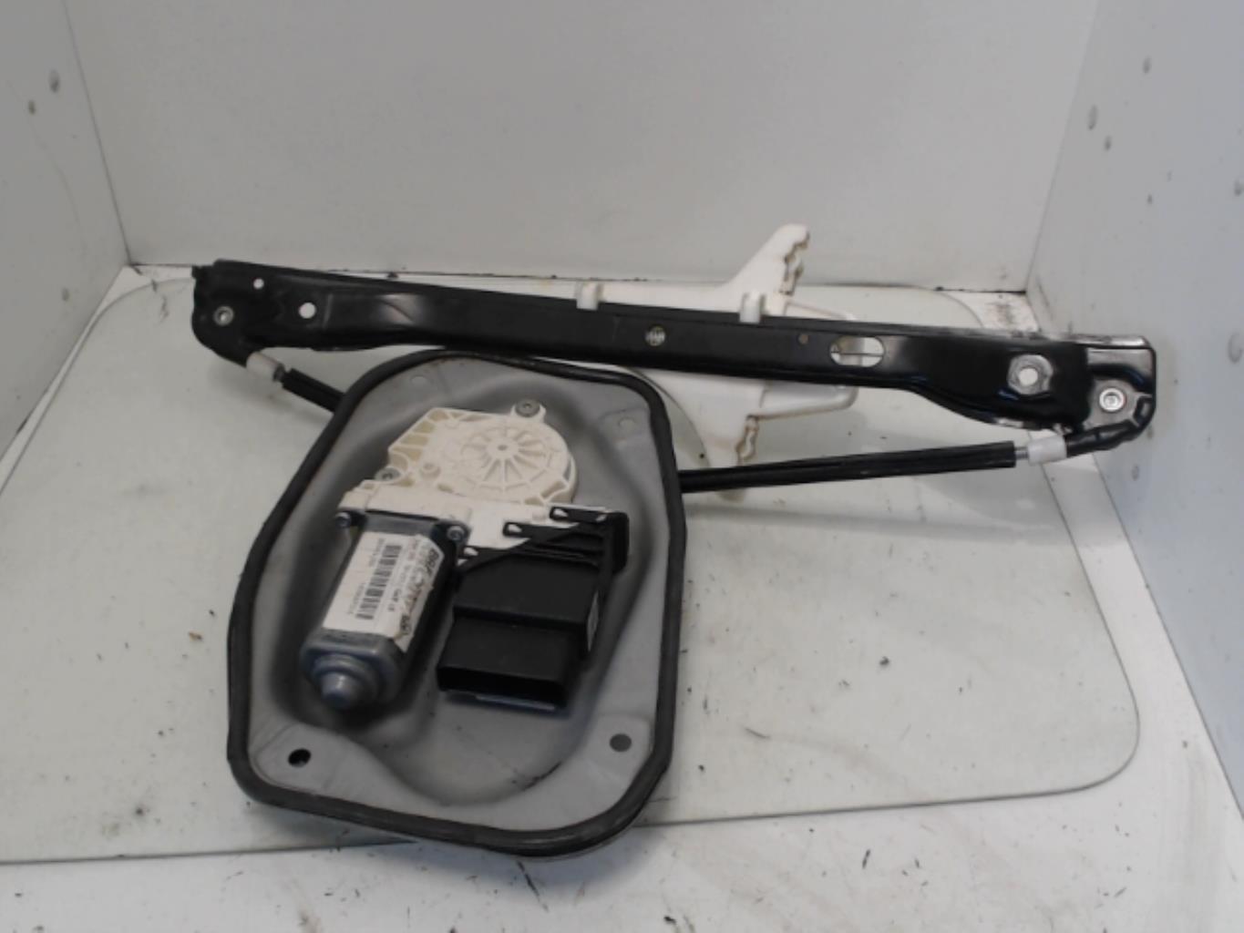 Alzacristalli elettrico posteriore sinistro VOLKSWAGEN GOLF 5 Diésel - 1