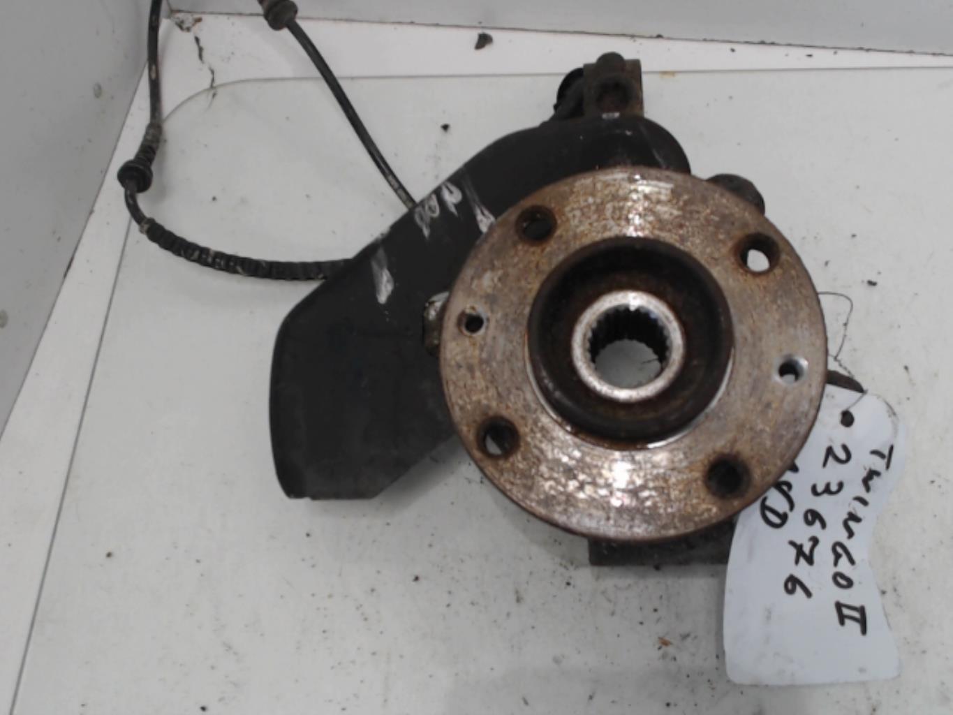 Moyeu avant droit RENAULT TWINGO 2 PHASE 2 Diesel - 1