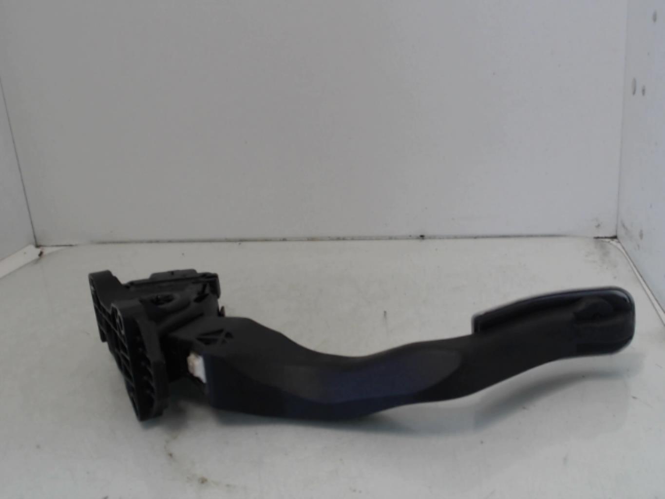 Pedale acceleratore PEUGEOT 207 PHASE 2 CABRIOLET  - 1