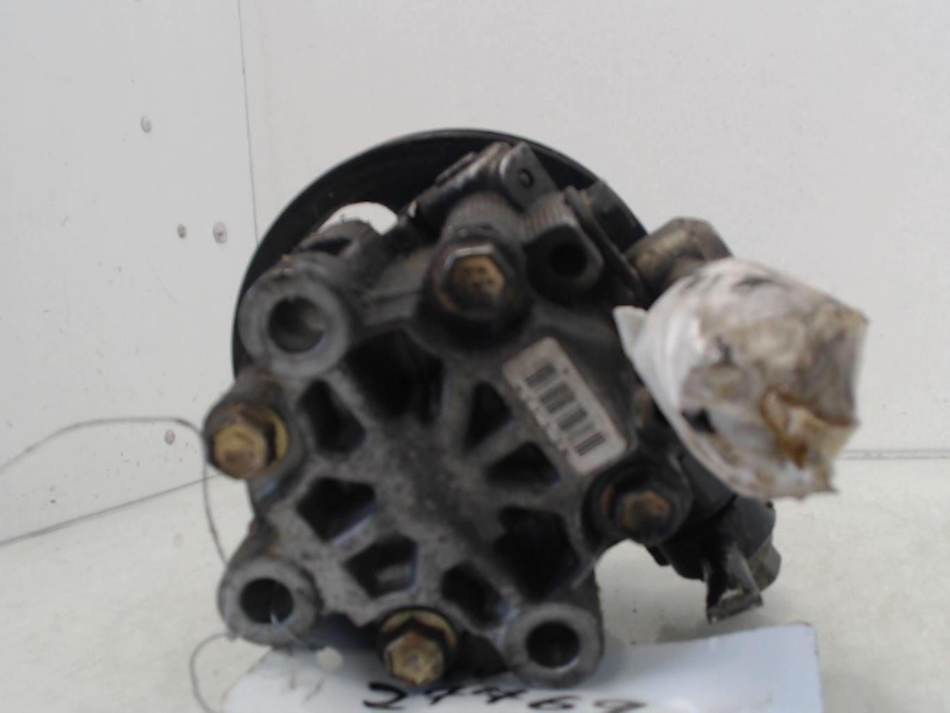 Pompe de direction TOYOTA RAV4 2 PHASE 2 Diesel - 1