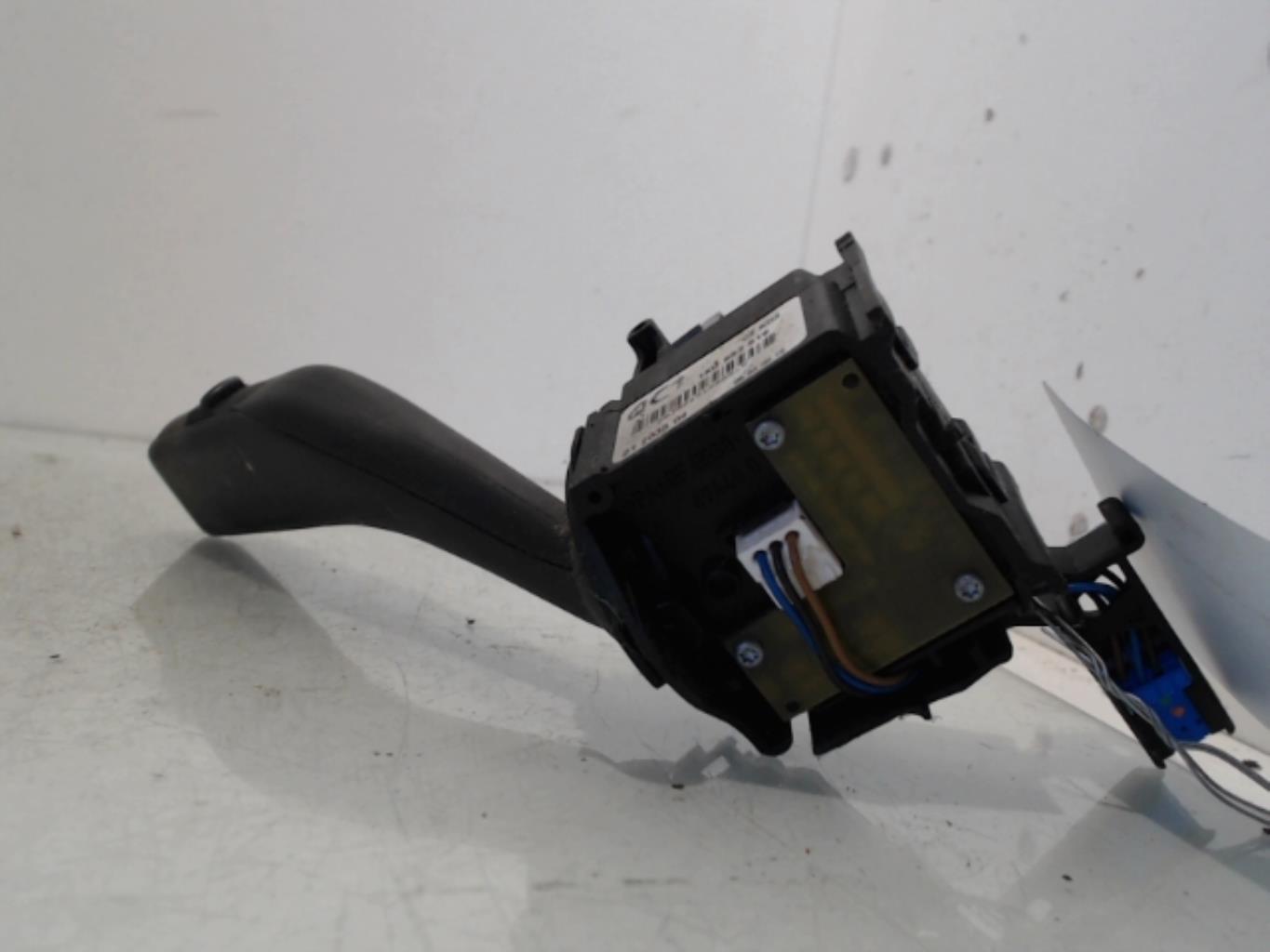 Commodo d'essuie glaces VOLKSWAGEN GOLF PLUS PHASE 1 Diesel - 1