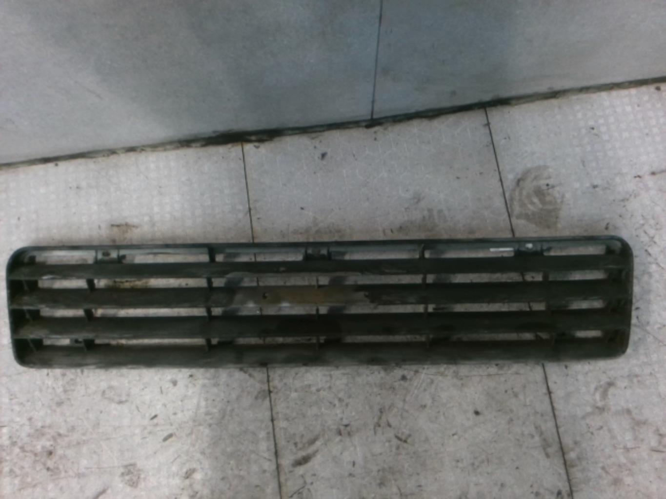 Grille de pare choc IVECO DAILY 3 Diesel - 1
