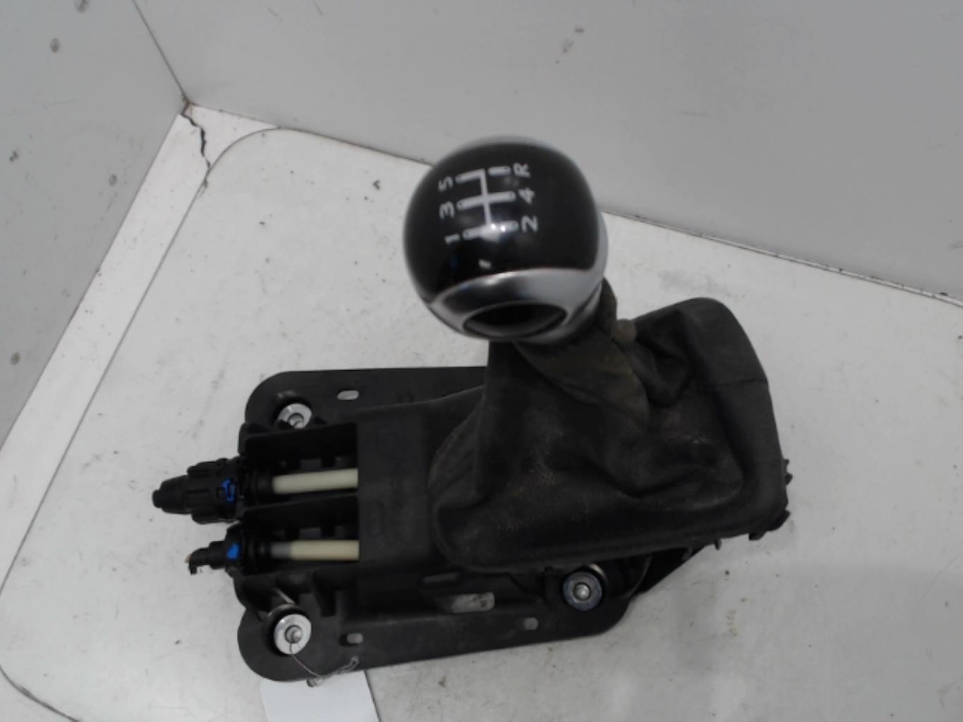 Levier de vitesses CITROEN DS3 PHASE 1 Diesel - 1