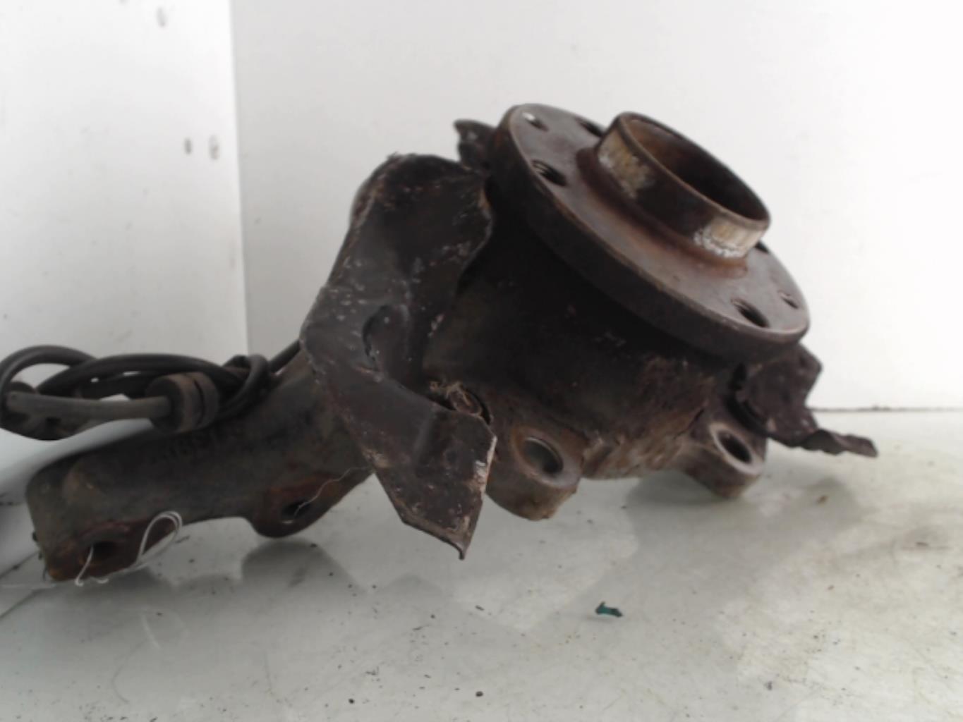 Mozzo anteriore sinistro FIAT STILO Gasolina - 1