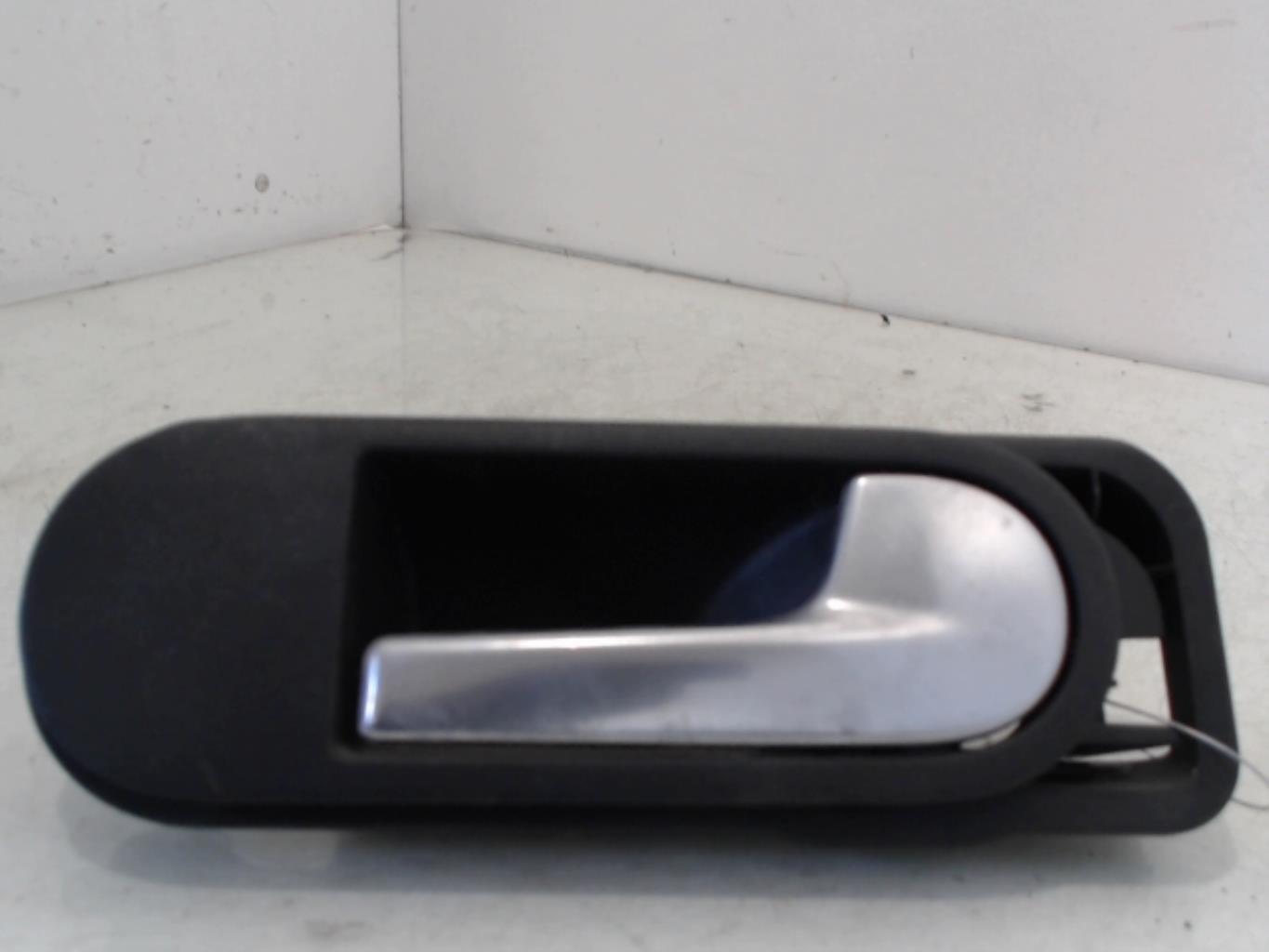 Maniglia interna posteriore destra VOLKSWAGEN GOLF PLUS PHASE 1 Diésel - 1
