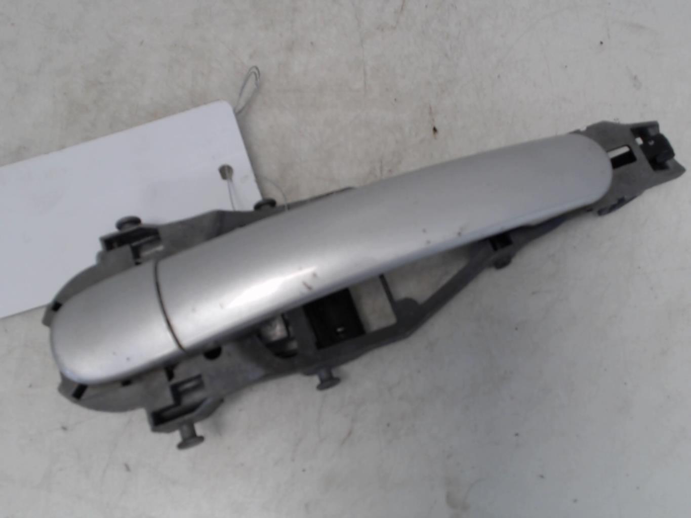 Maniglia portiera anteriore destra VOLKSWAGEN GOLF 5 Diésel - 1