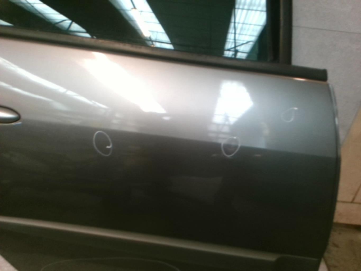 Puerta trasera derecha RENAULT SCENIC 2 PHASE 2 Diésel - 1