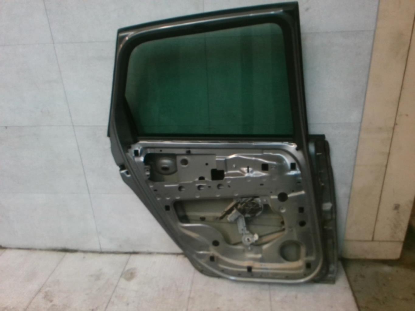 Portiera posteriore sinistra RENAULT SCENIC 2 PHASE 2 Diésel - 1