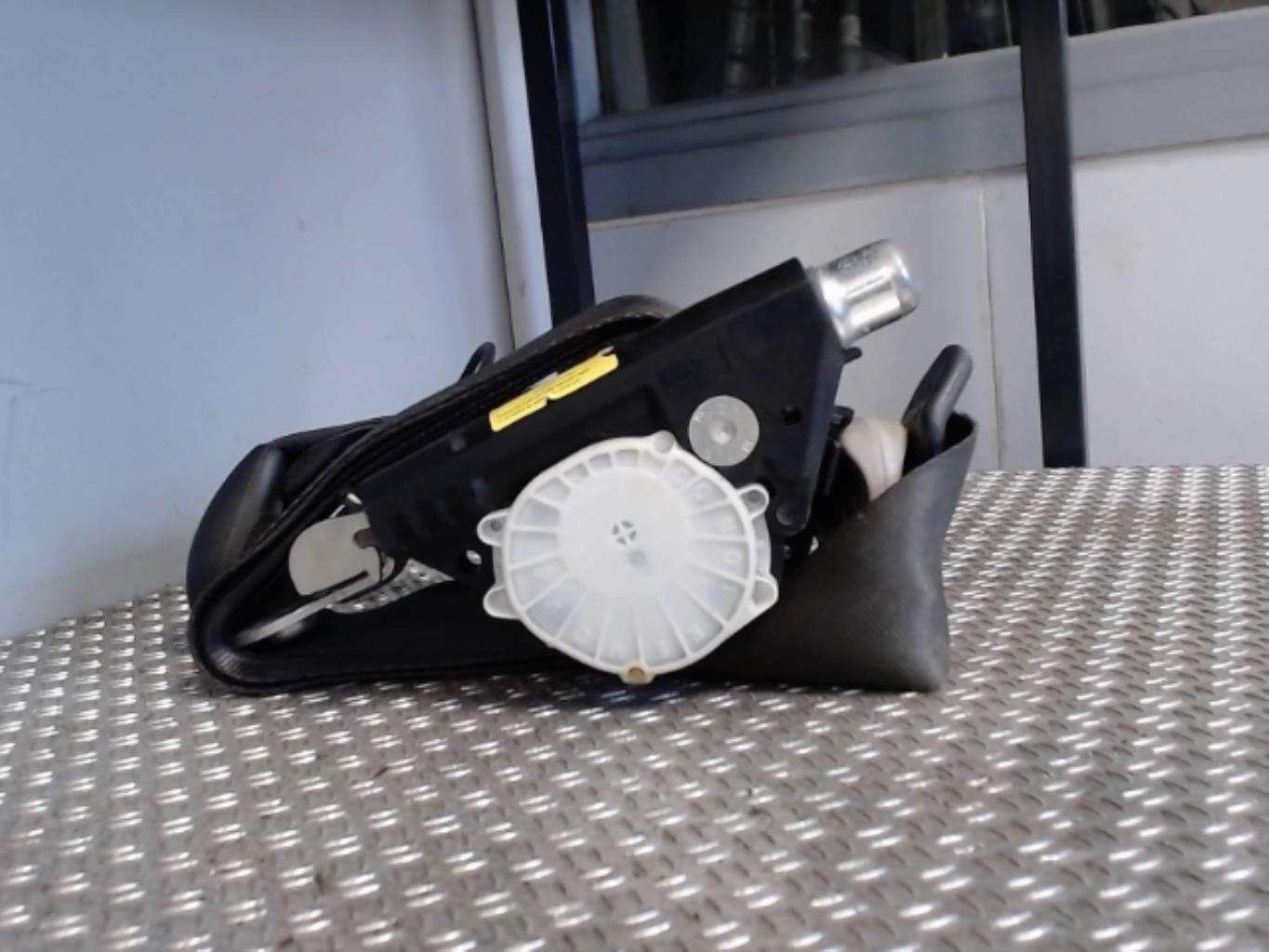 Ceinture avant gauche RENAULT MODUS PHASE 1 Diesel - 1