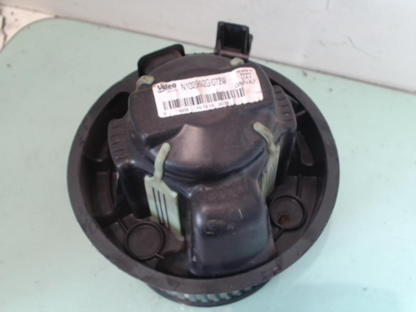 Pulseur d'air PEUGEOT 207+ Essence - 1