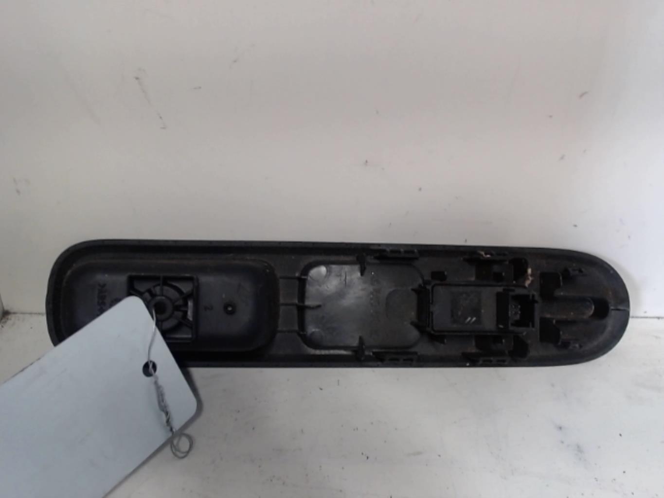 Interruttore lavacristalli anteriore destro PEUGEOT 5008 1 PHASE 1 Diésel - 1