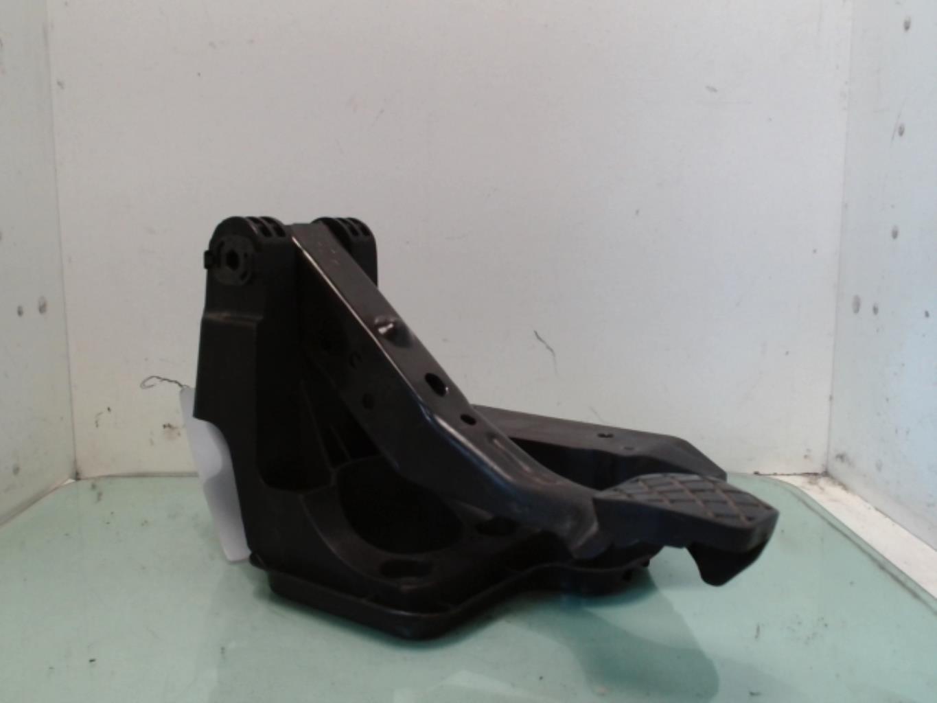 Pedale del freno AUDI A1 1 SPORTBACK PHASE 1 Gasolina - 1