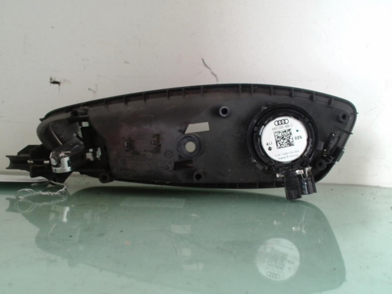 Maniglia interna posteriore destra AUDI A1 1 SPORTBACK PHASE 1 Gasolina - 1