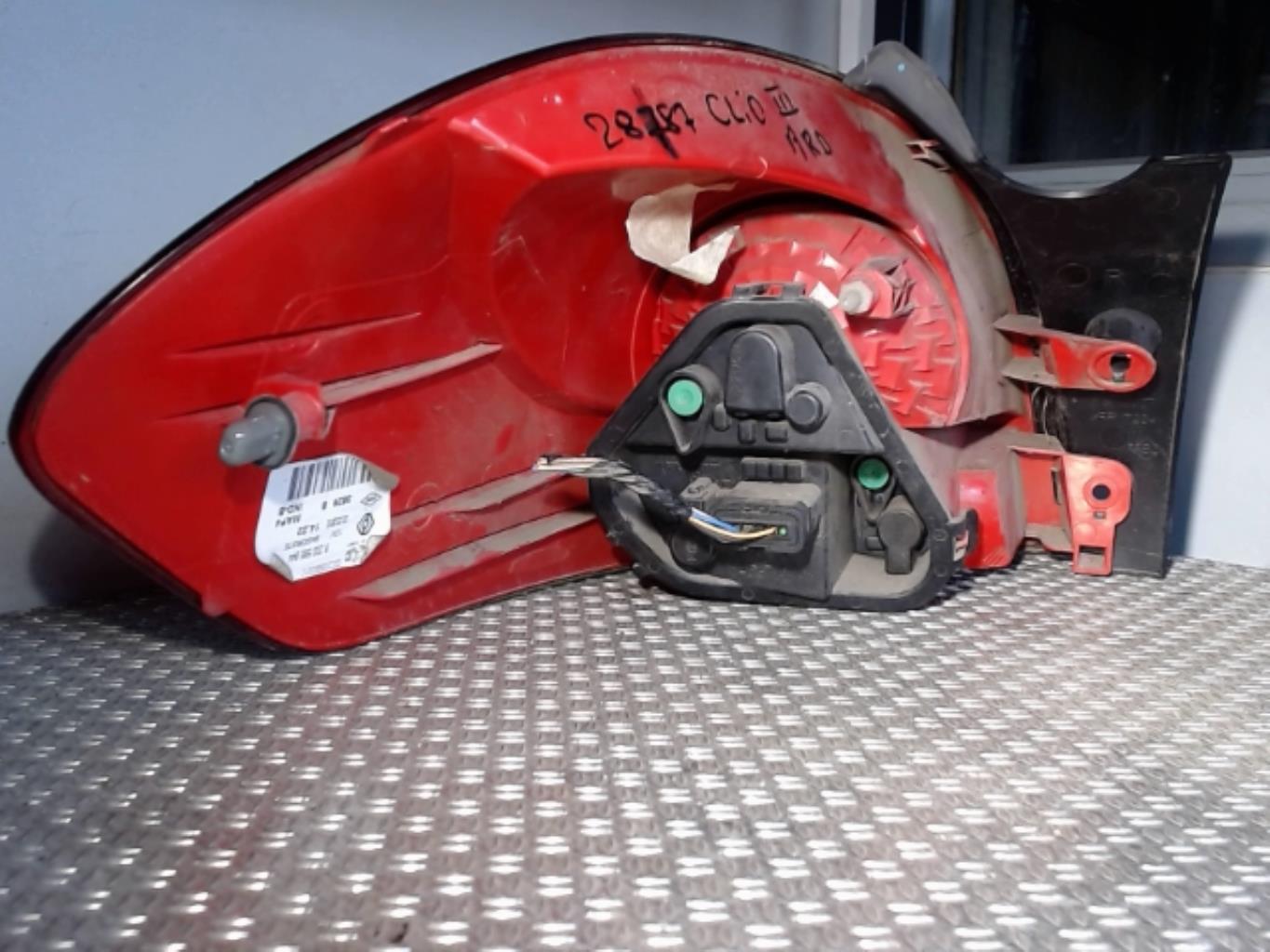 Fanale posteriore principale destro (luci) RENAULT CLIO 3 PHASE 2 BREAK Diésel - 1