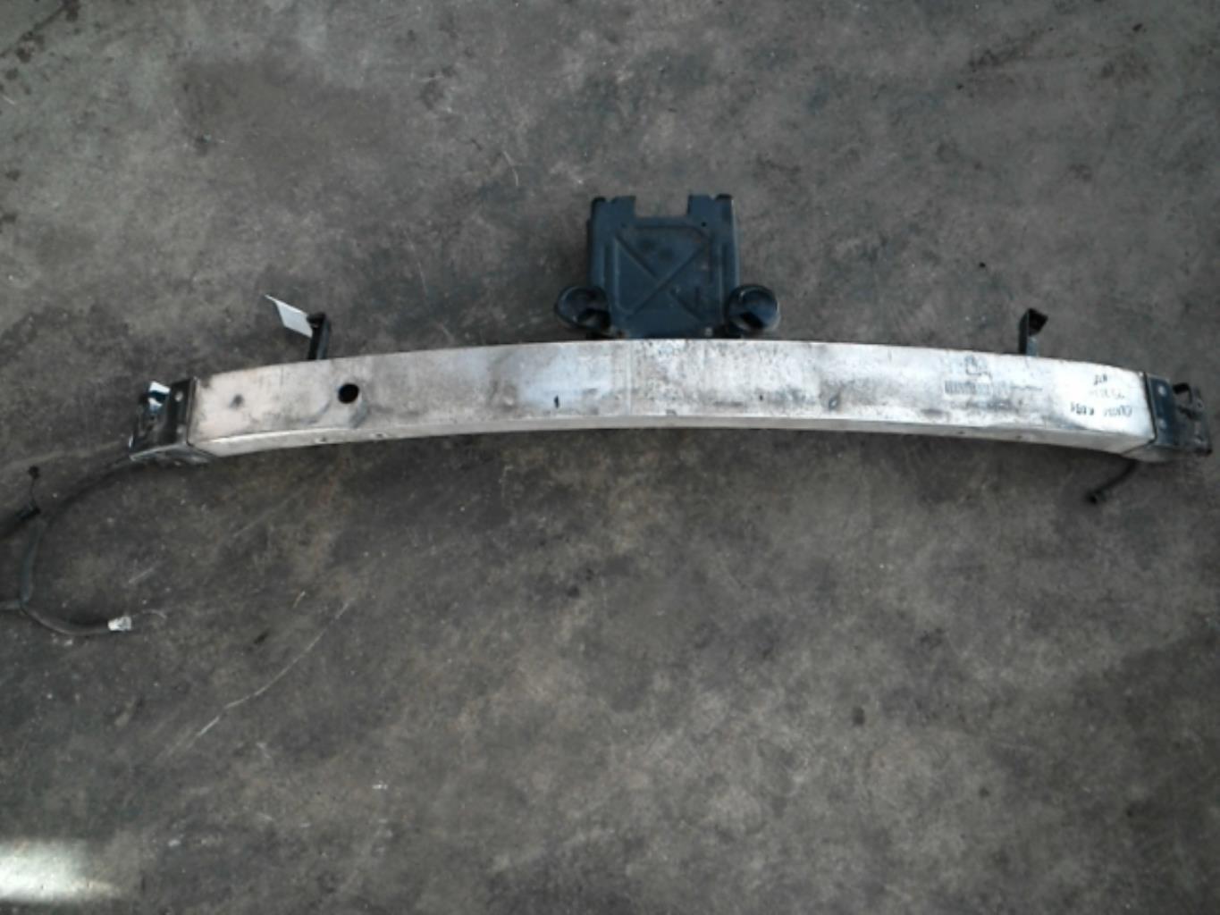 Traversa rinforzo paraurti anteriore MERCEDES CLASSE R 251 PHASE 1 BREAK Diésel - 1