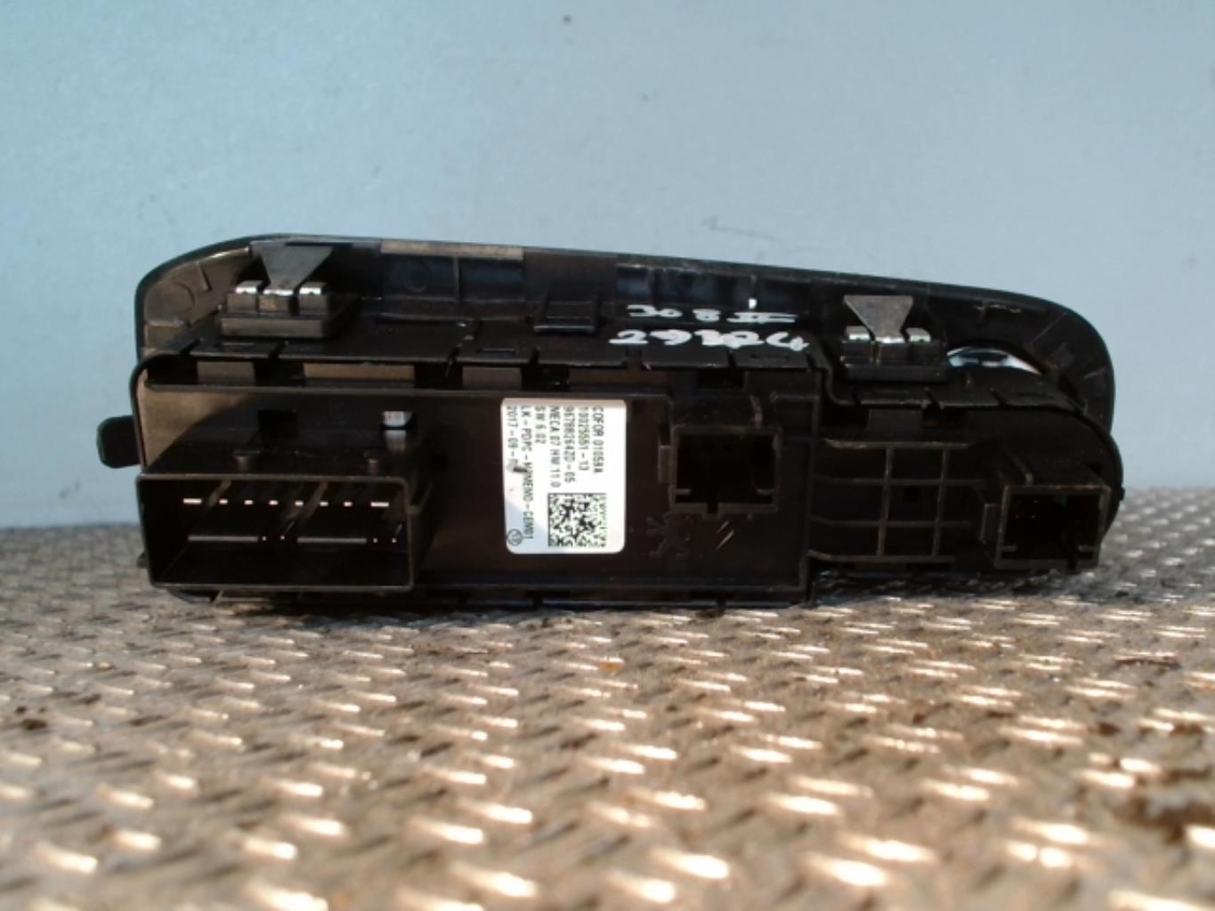 Interruttore lavacristalli anteriore sinistro PEUGEOT 308 2 PHASE 2 Diésel - 1