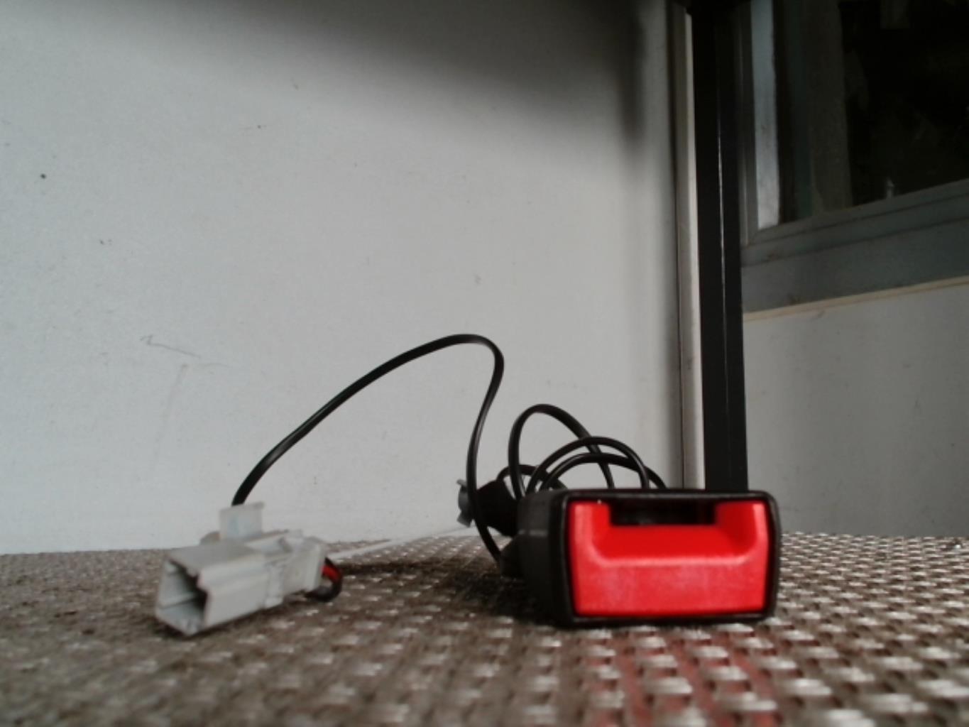 Aggancio cintura sicurezza anteriore destro FIAT 500 2 CABRIO PHASE 1 Gasolina - 1