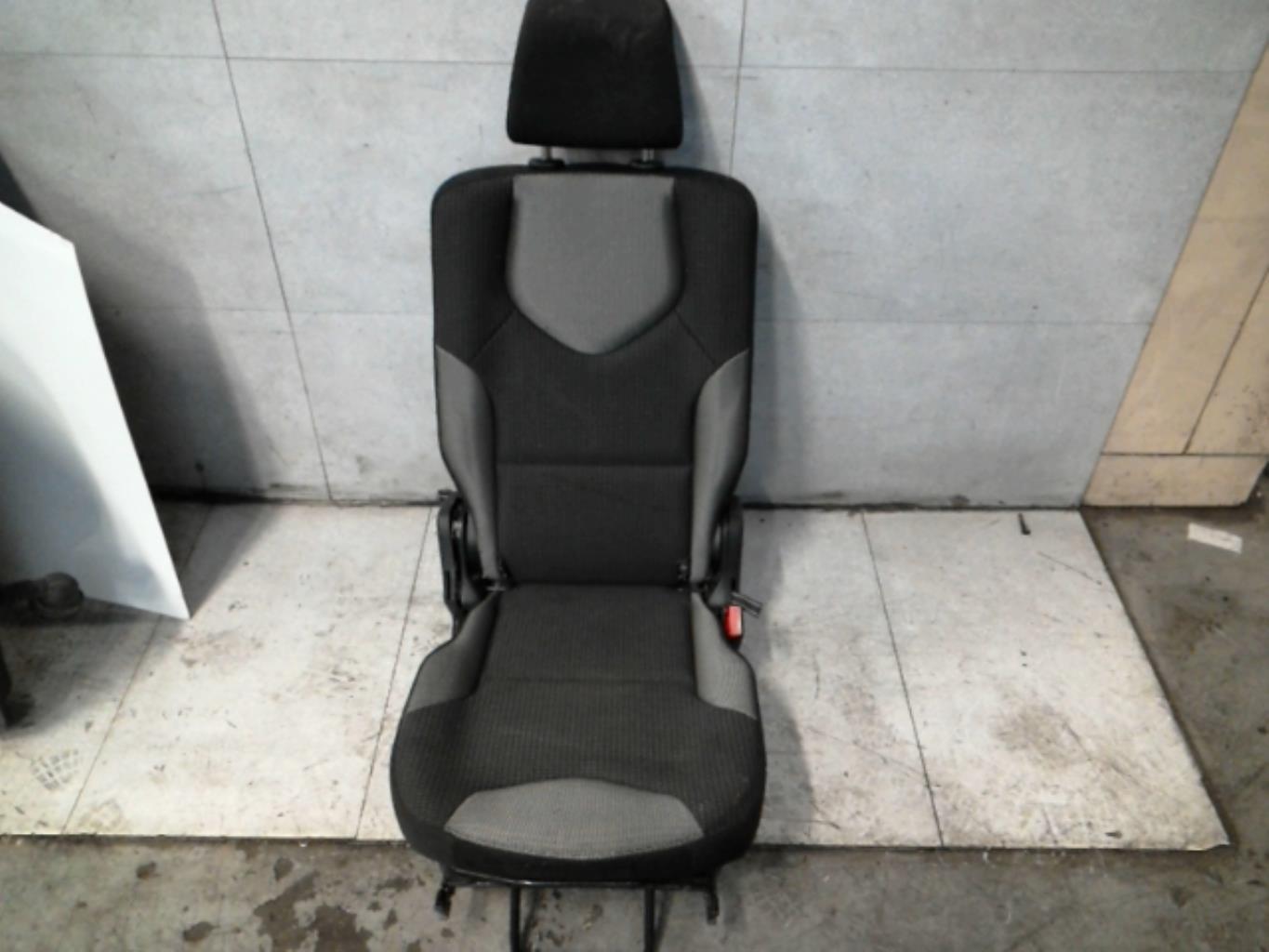 Sedile posteriore centrale PEUGEOT 308 1 SW PHASE 2 BREAK Diésel - 1