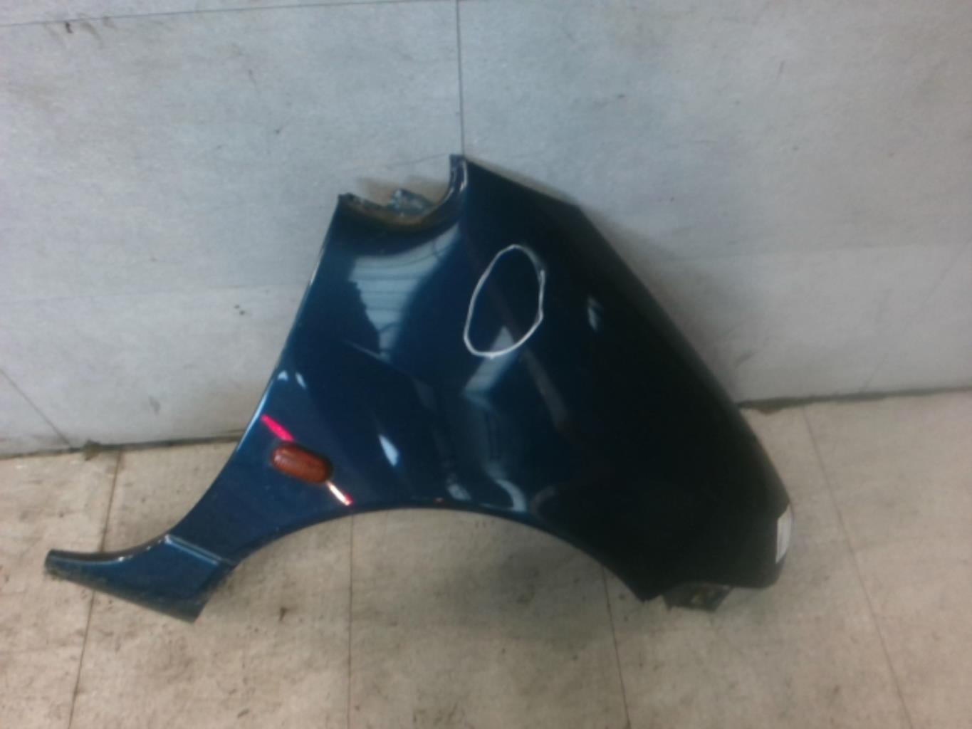 Parafango anteriore destro RENAULT TWINGO 1 PHASE 1 Gasolina - 1