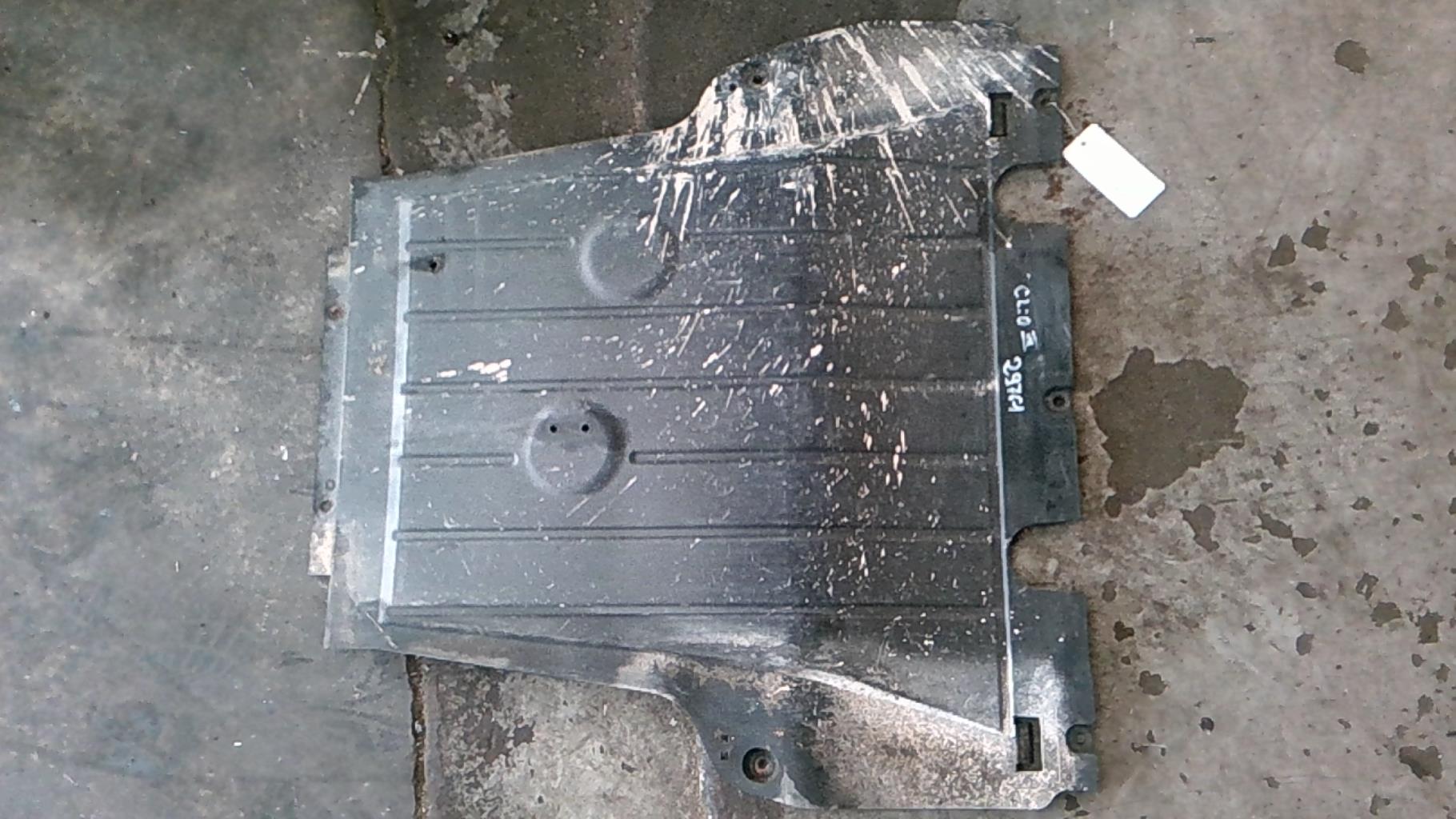 Cache sous moteur RENAULT CLIO 3 PHASE 2 BREAK Diesel - 1