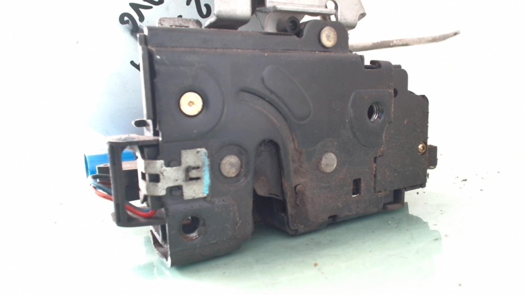 Chiusura centralizzata anteriore sinistra AUDI A3 2 PHASE 1 Diésel - 1