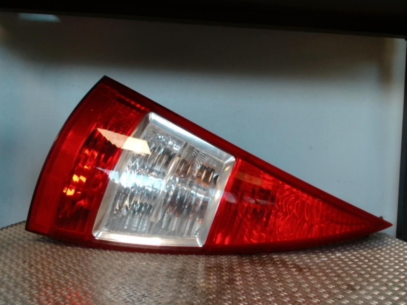 Fanale posteriore principale sinistro (luci) CITROEN C3 1 PHASE 1 Diésel - 1